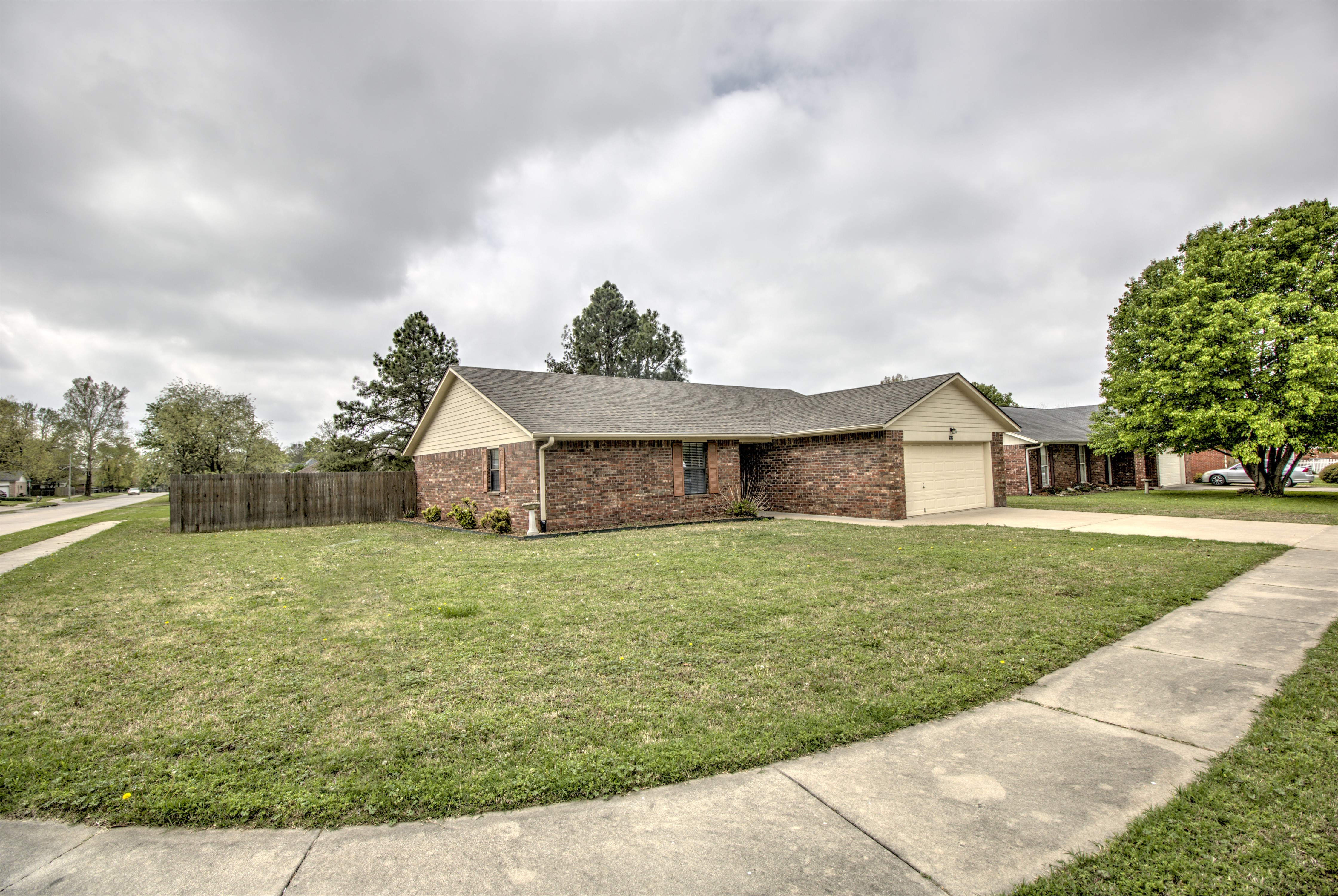 212 Magnolia Avenue Property Photo