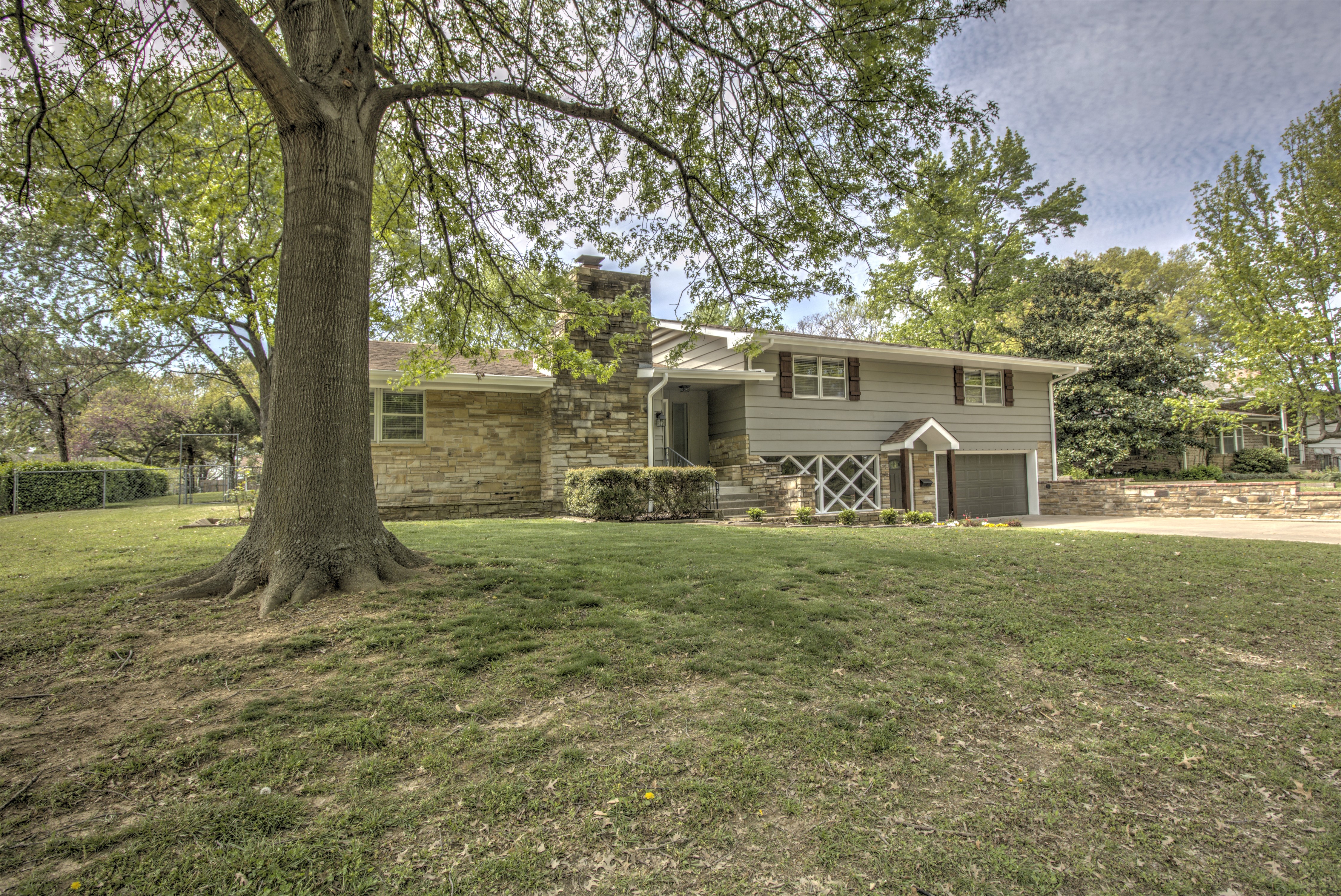 1331 Grandview Road Property Photo 1