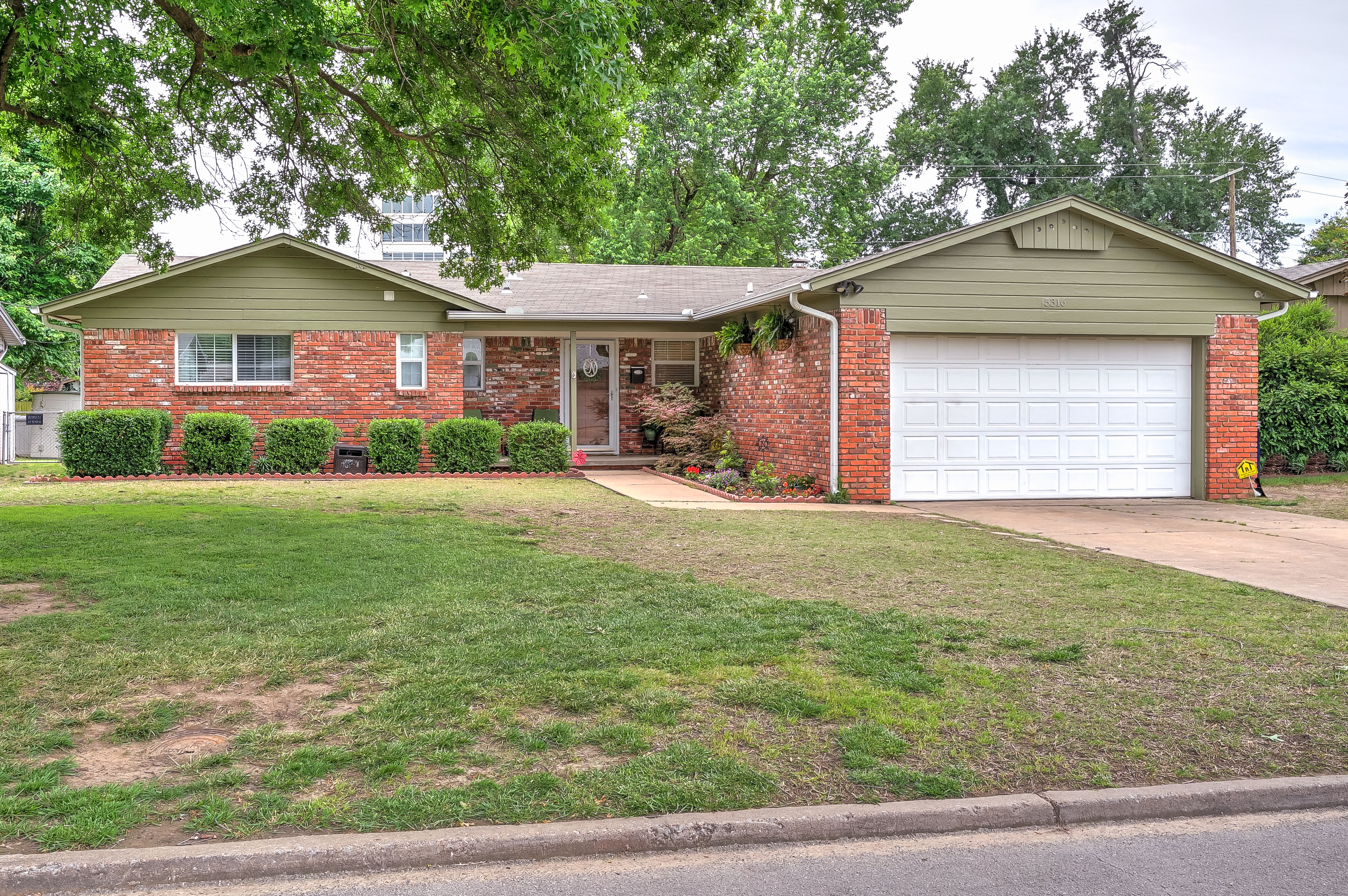 5316 E 30th Place Property Photo 1