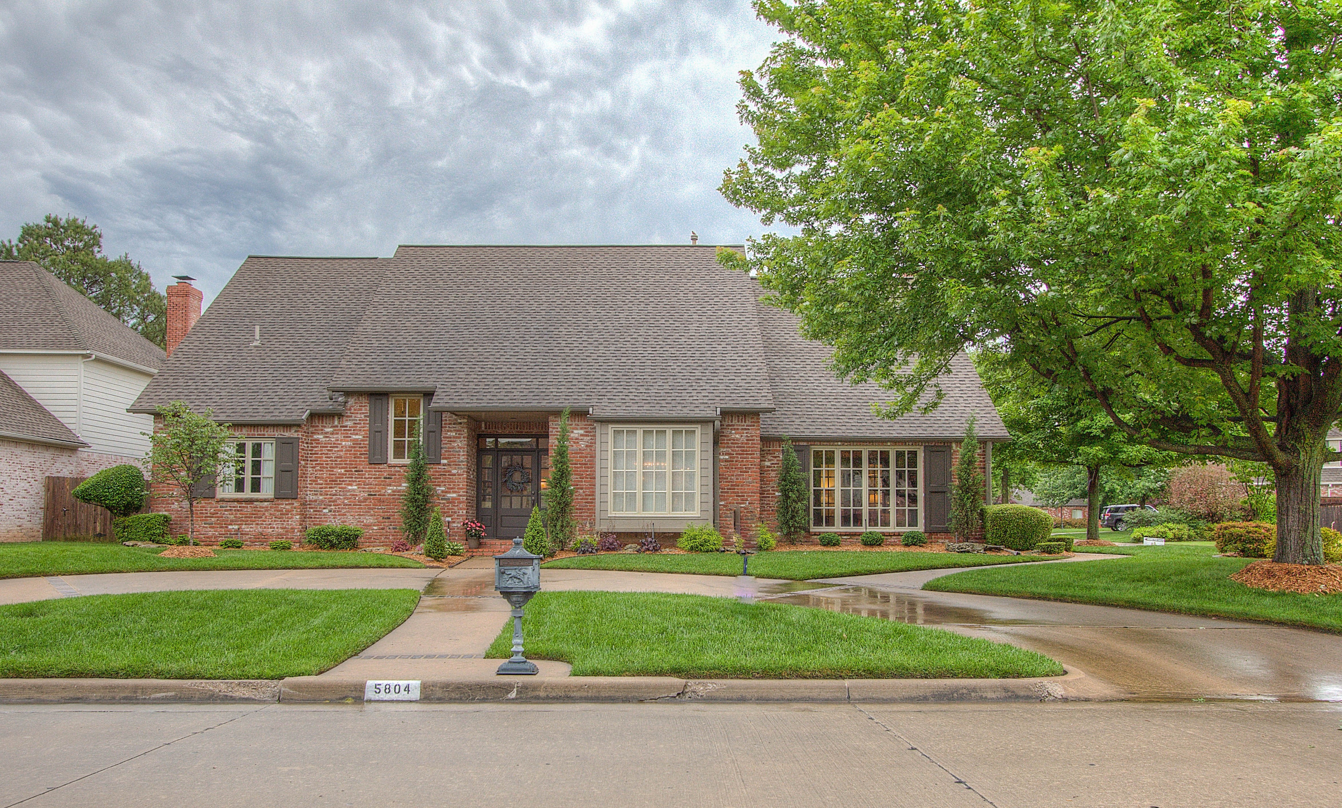 5804 103rd Street Property Photo 1