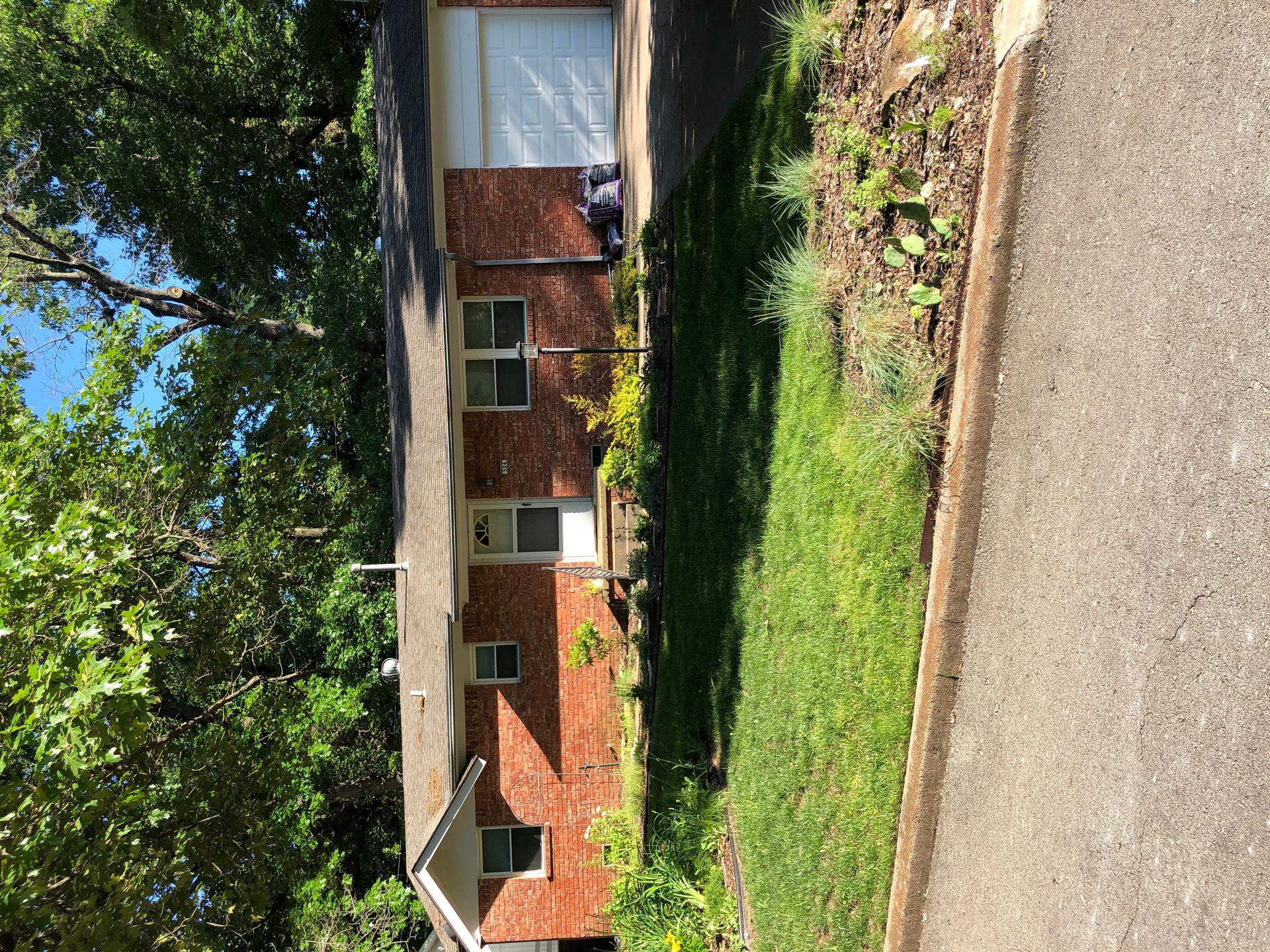 504 E 11th Street Property Photo 1