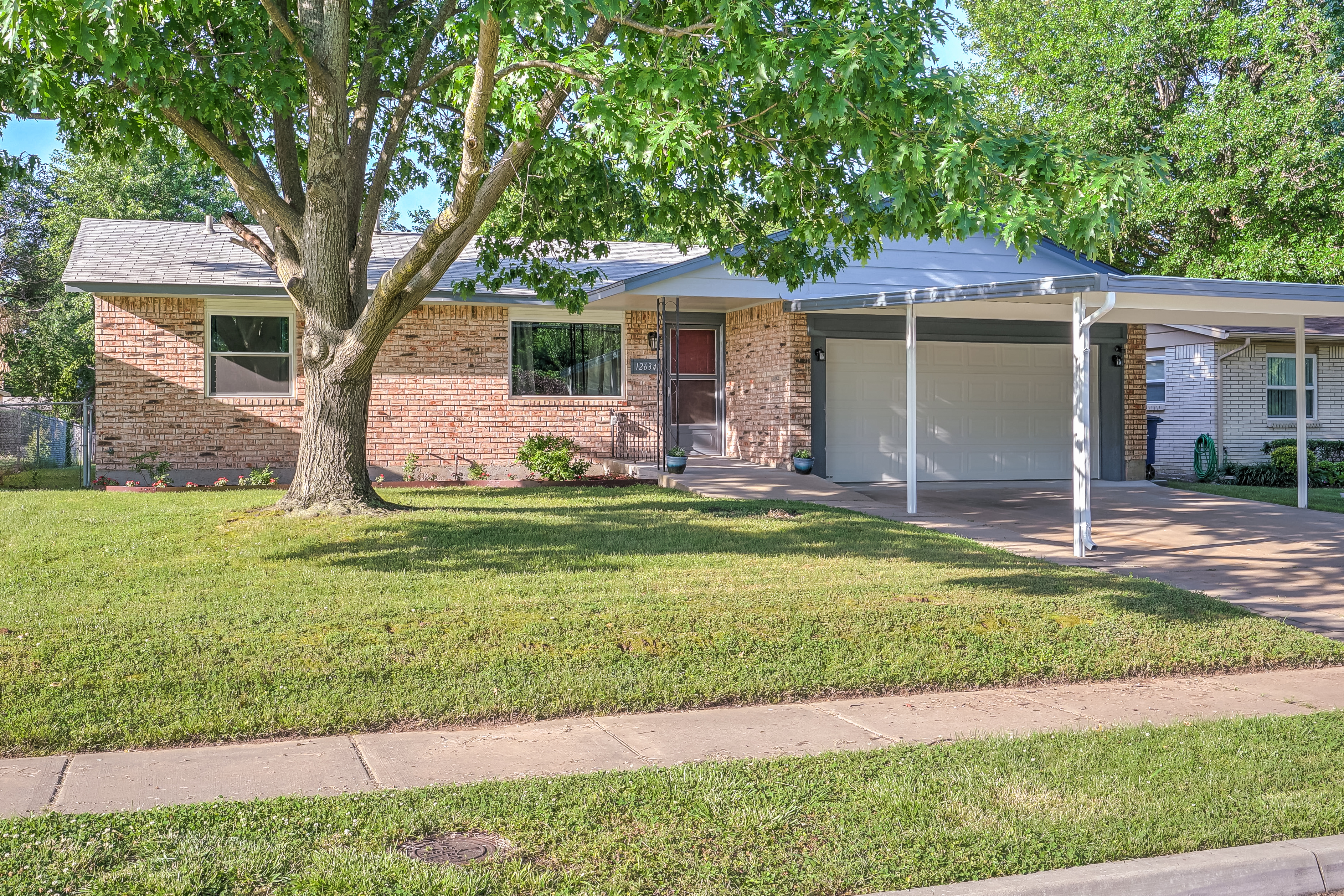 12634 E 15th Street Property Photo 1