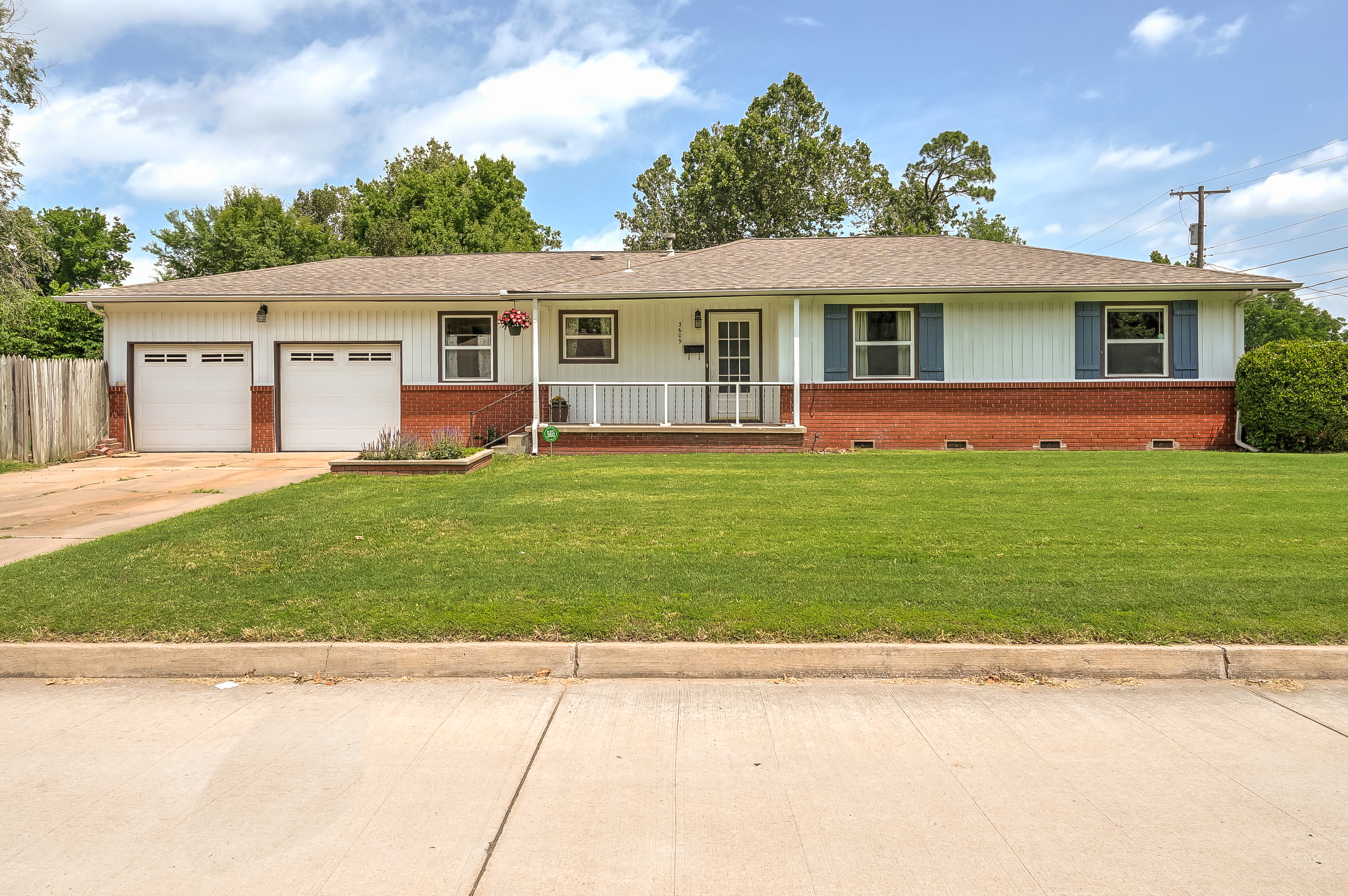 3609 E 38th Street Property Photo 1