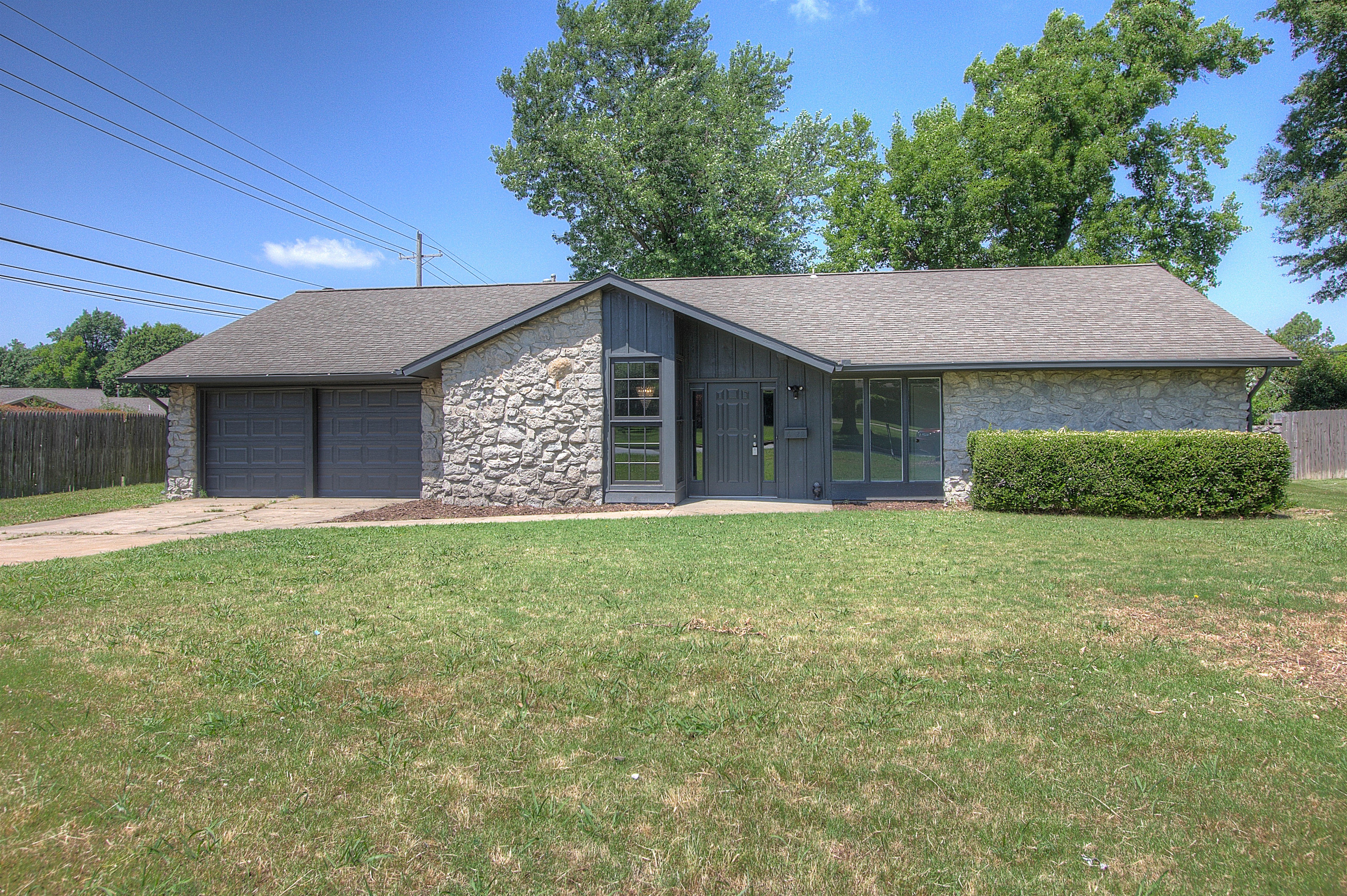 6022 S Kingston Avenue Property Photo 1