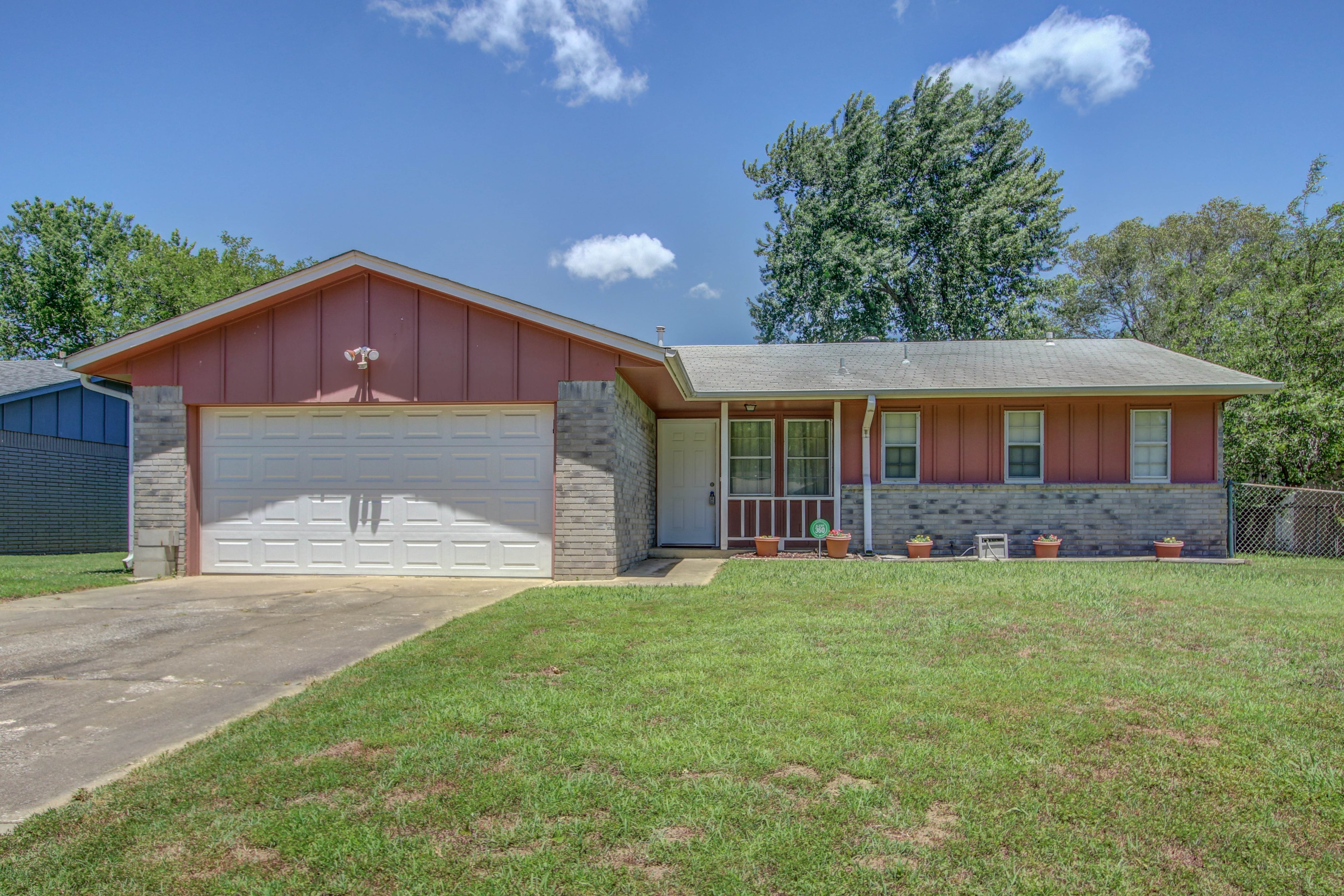 1112 Williams Court Property Photo 1