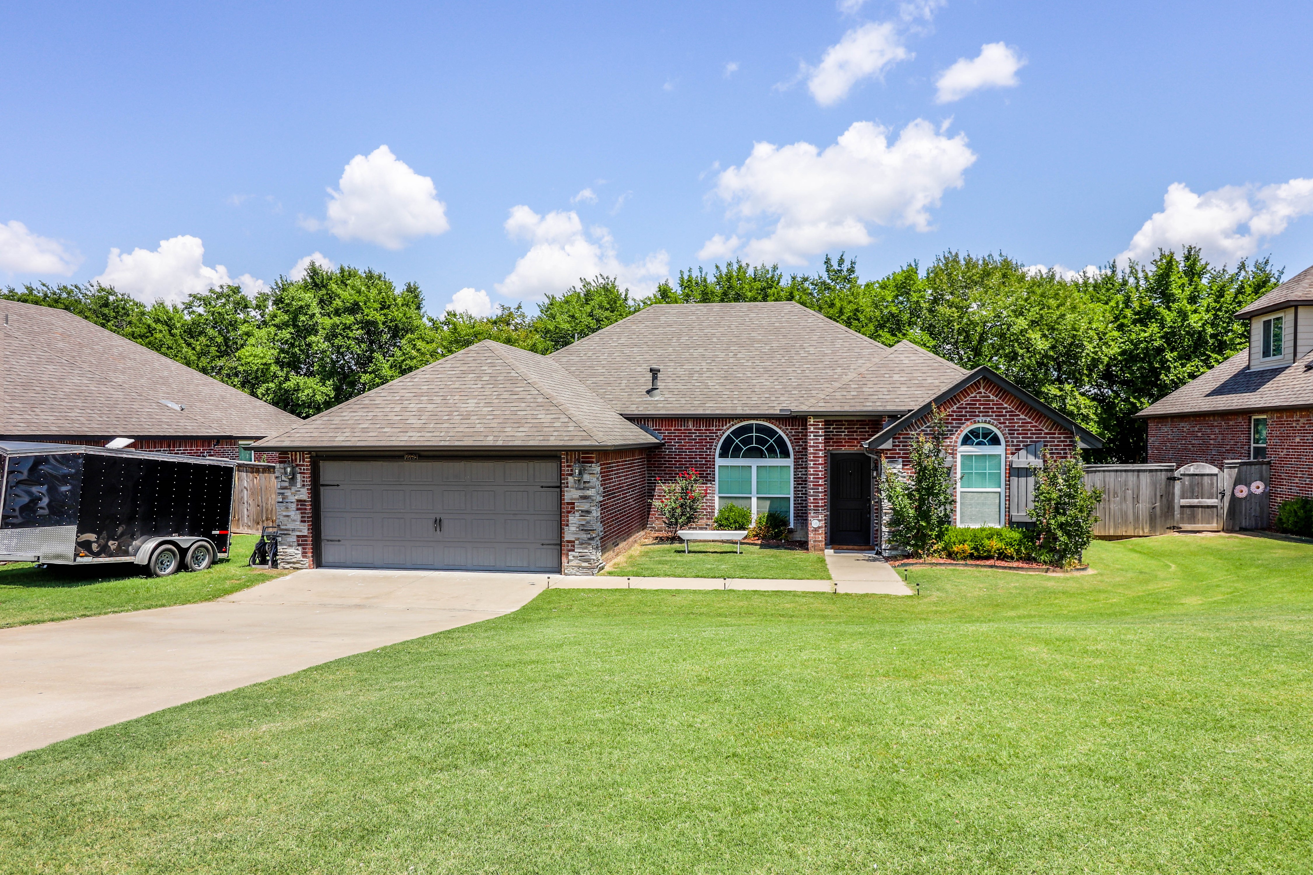 14737 Jordan Court Property Photo 1