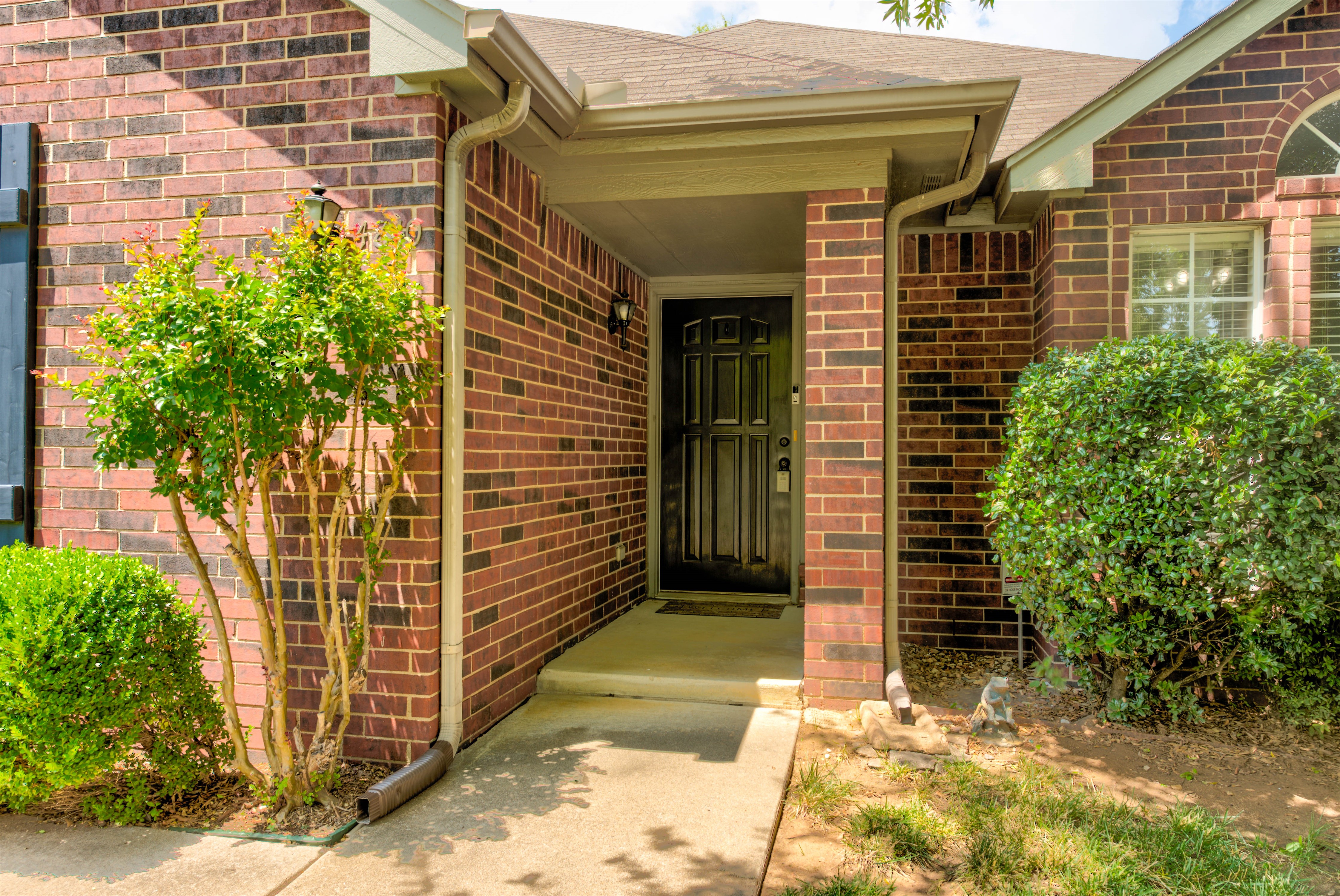 4840 W Dallas Street Property Photo 1