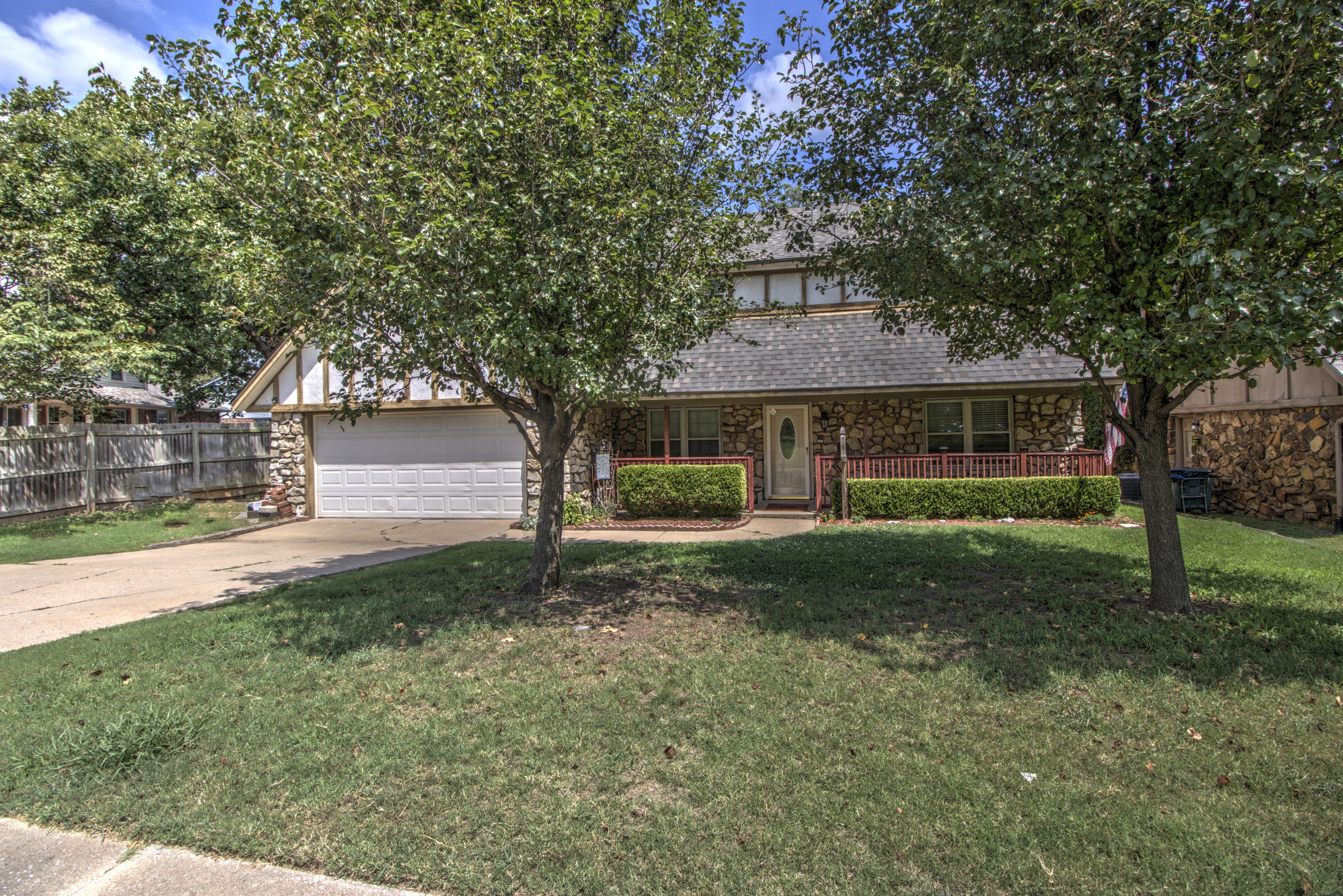 321 Prattwood Drive Property Photo 1