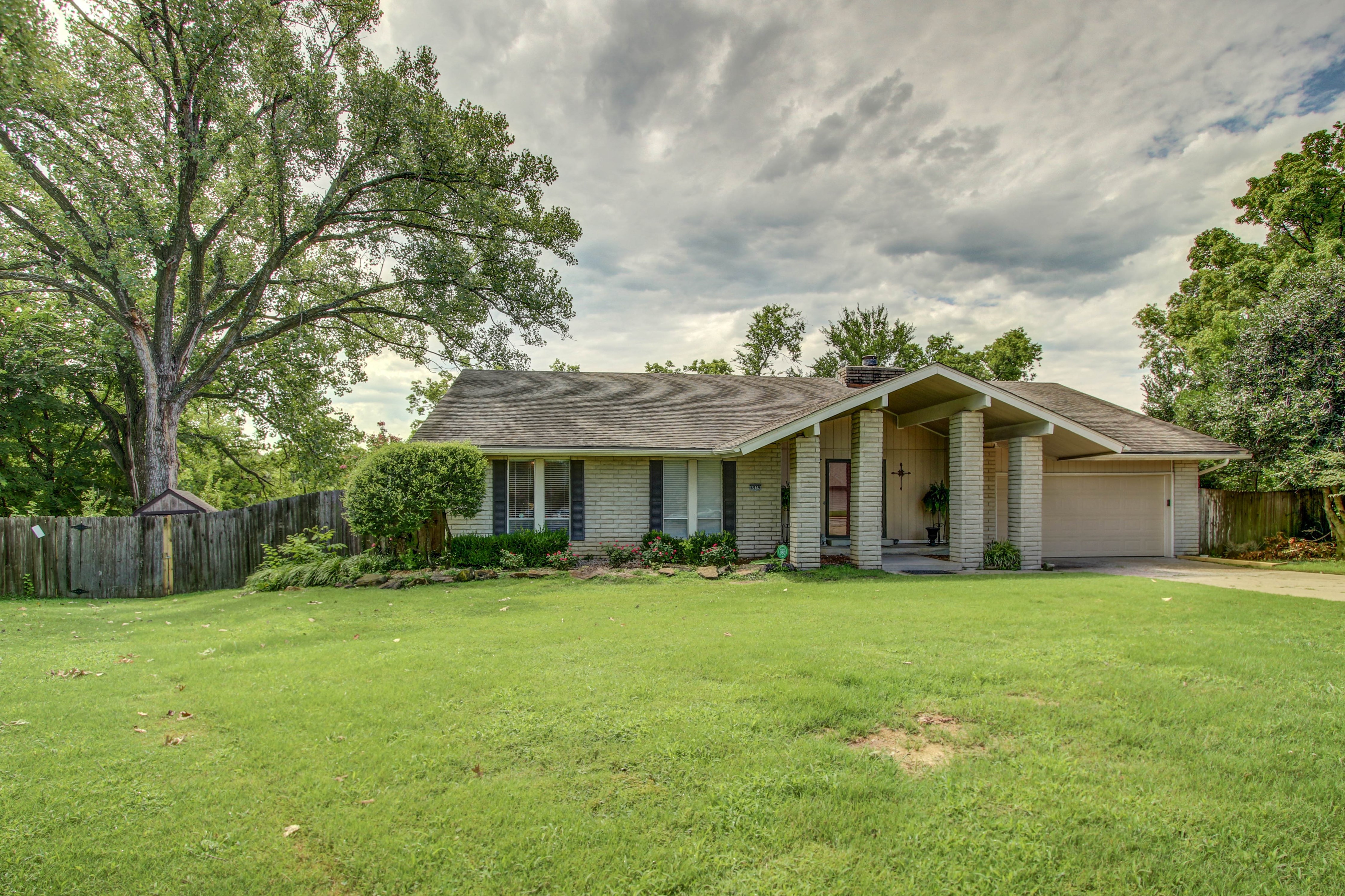 6939 S Marion Avenue Property Photo 1