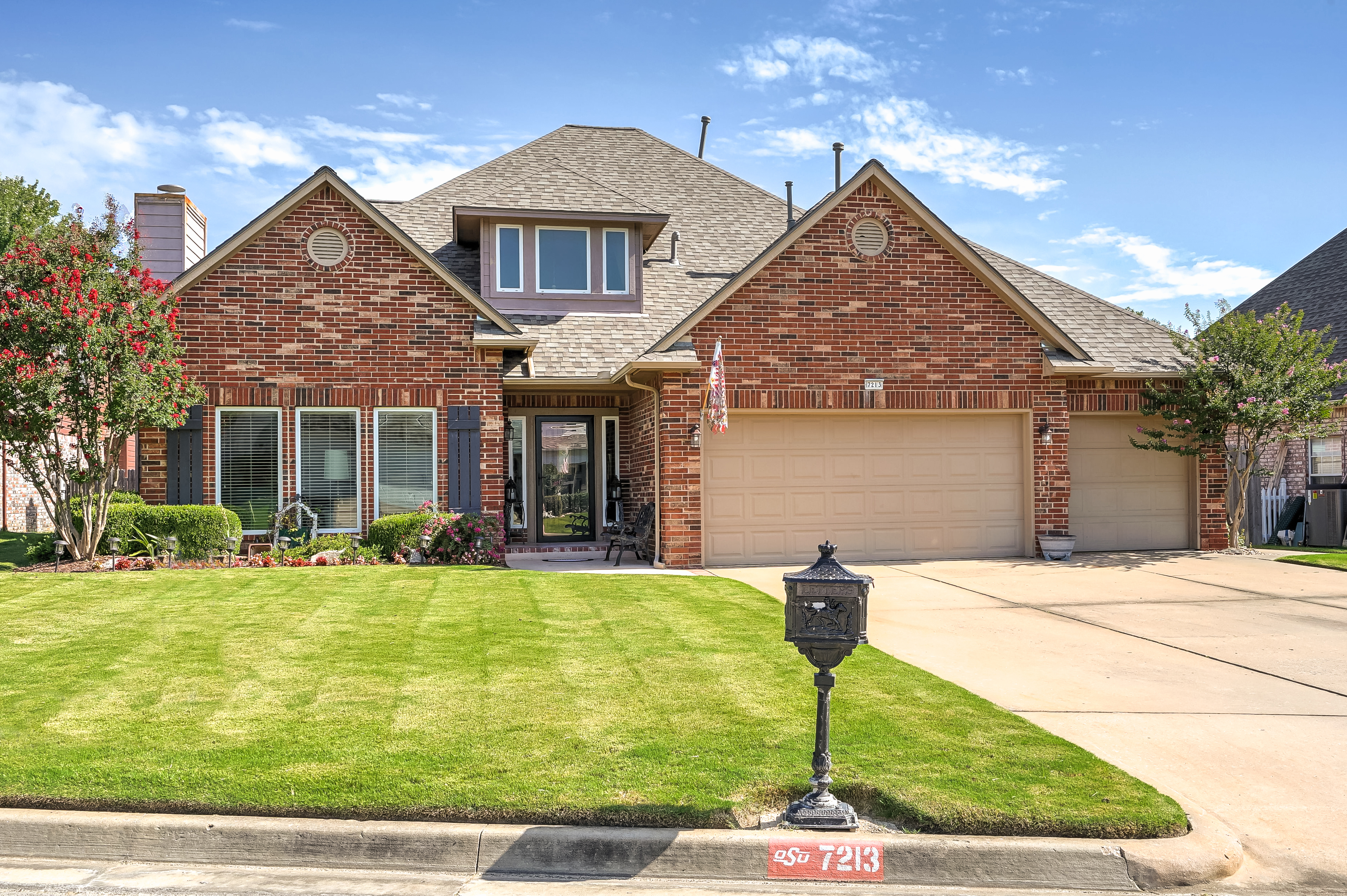 7213 E 91st Place Property Photo 1