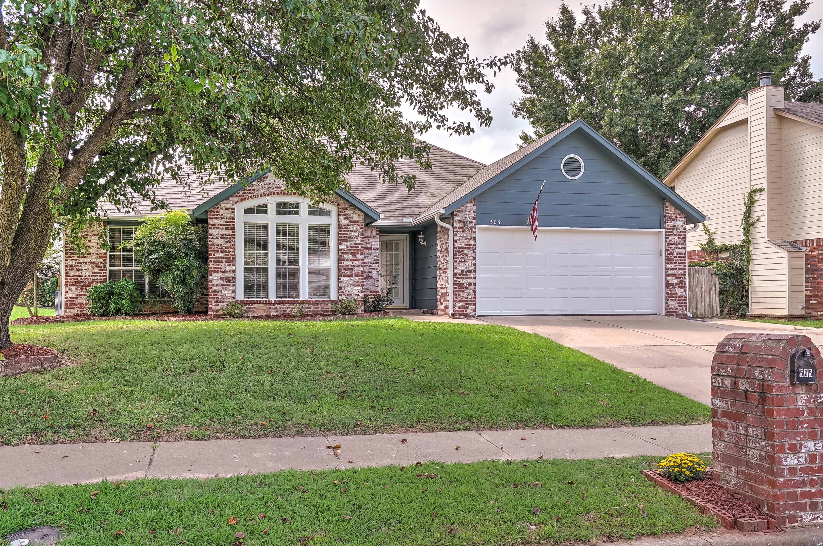 505 W Quanah Street Property Photo 1