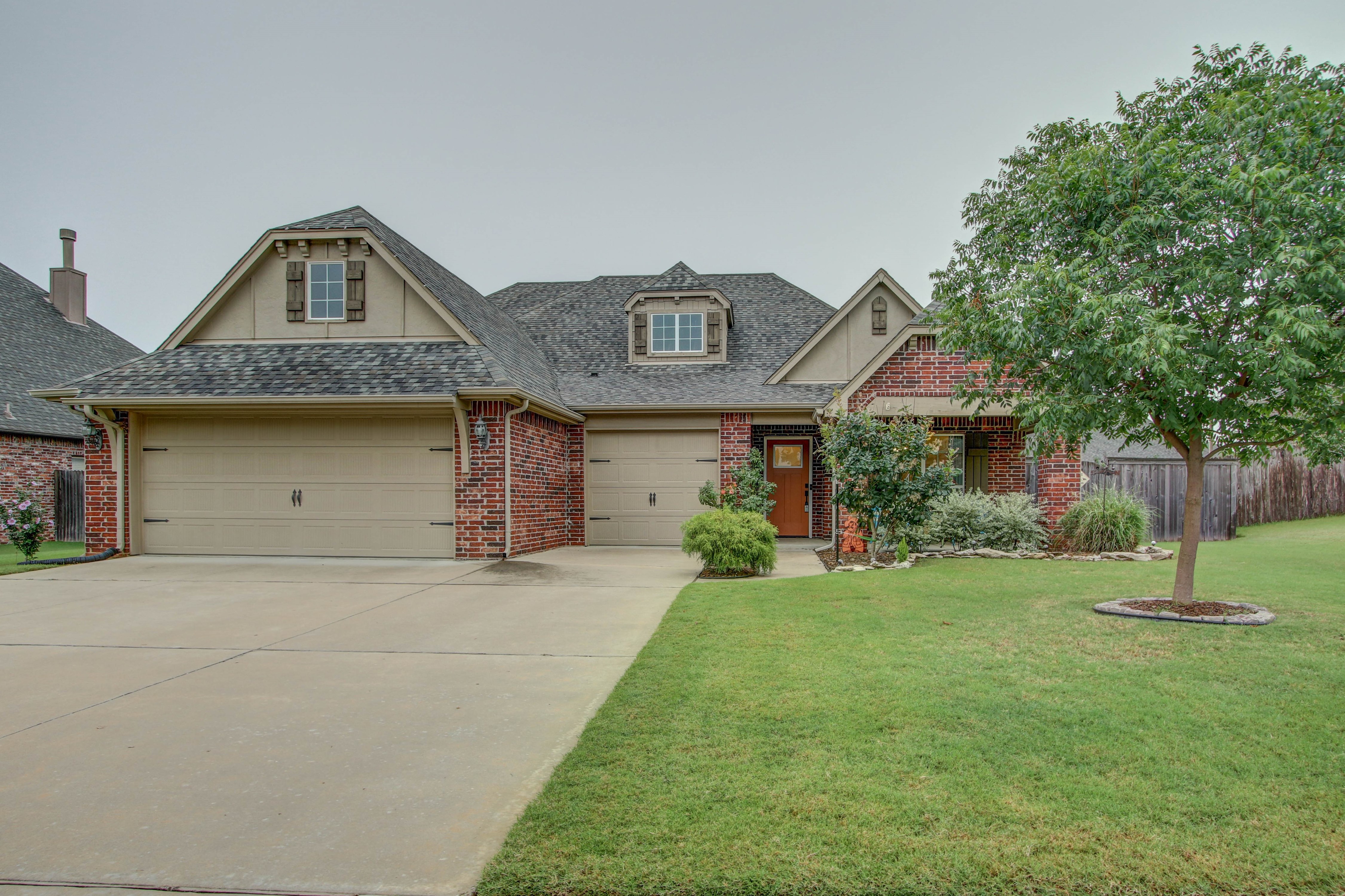 11209 S Madison Street Property Photo 1
