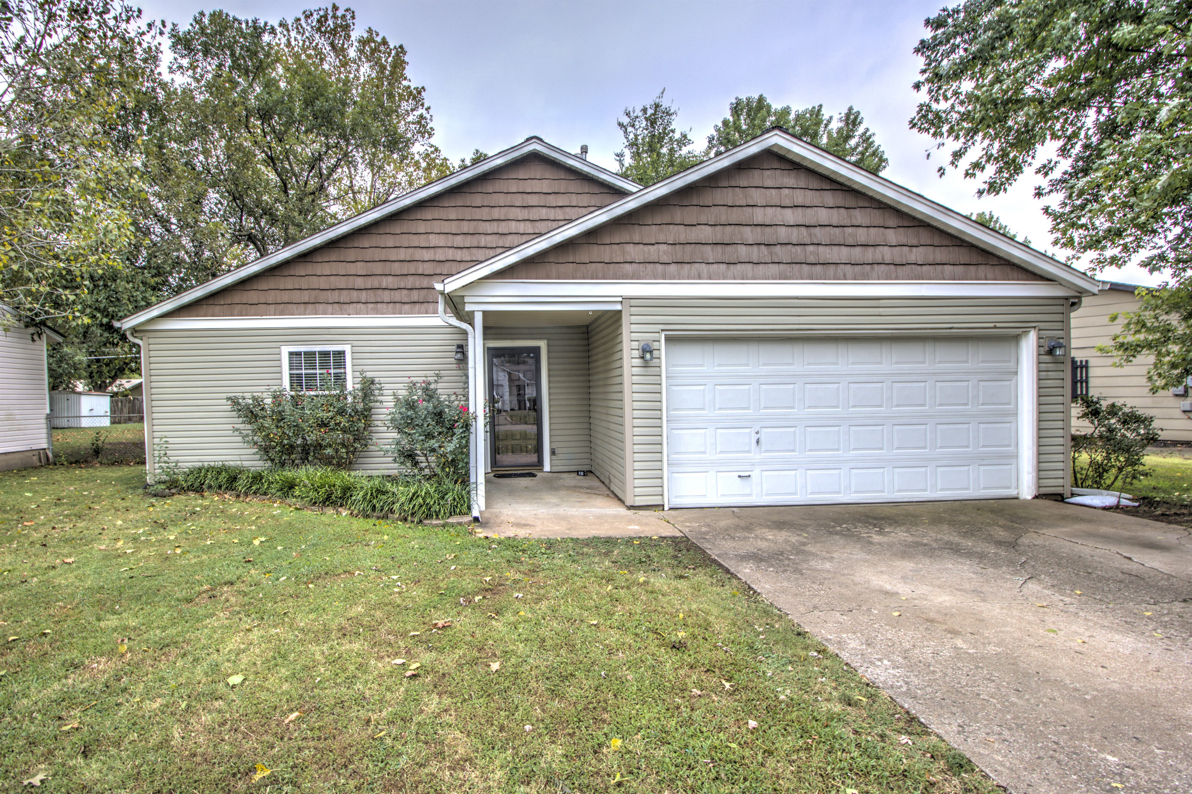 512 S Hamilton Avenue Property Photo 1