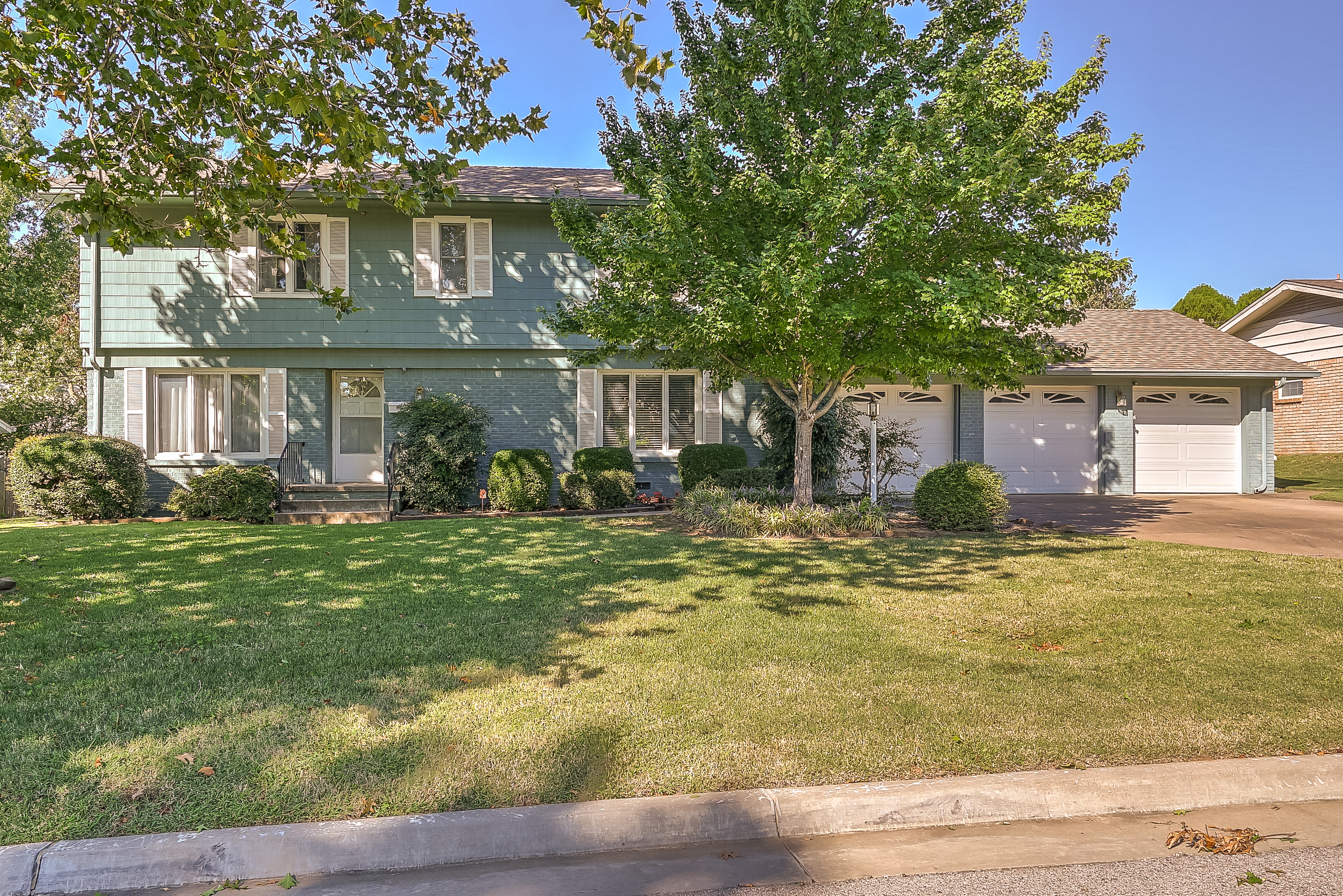 3726 S Darlington Avenue Property Photo 1