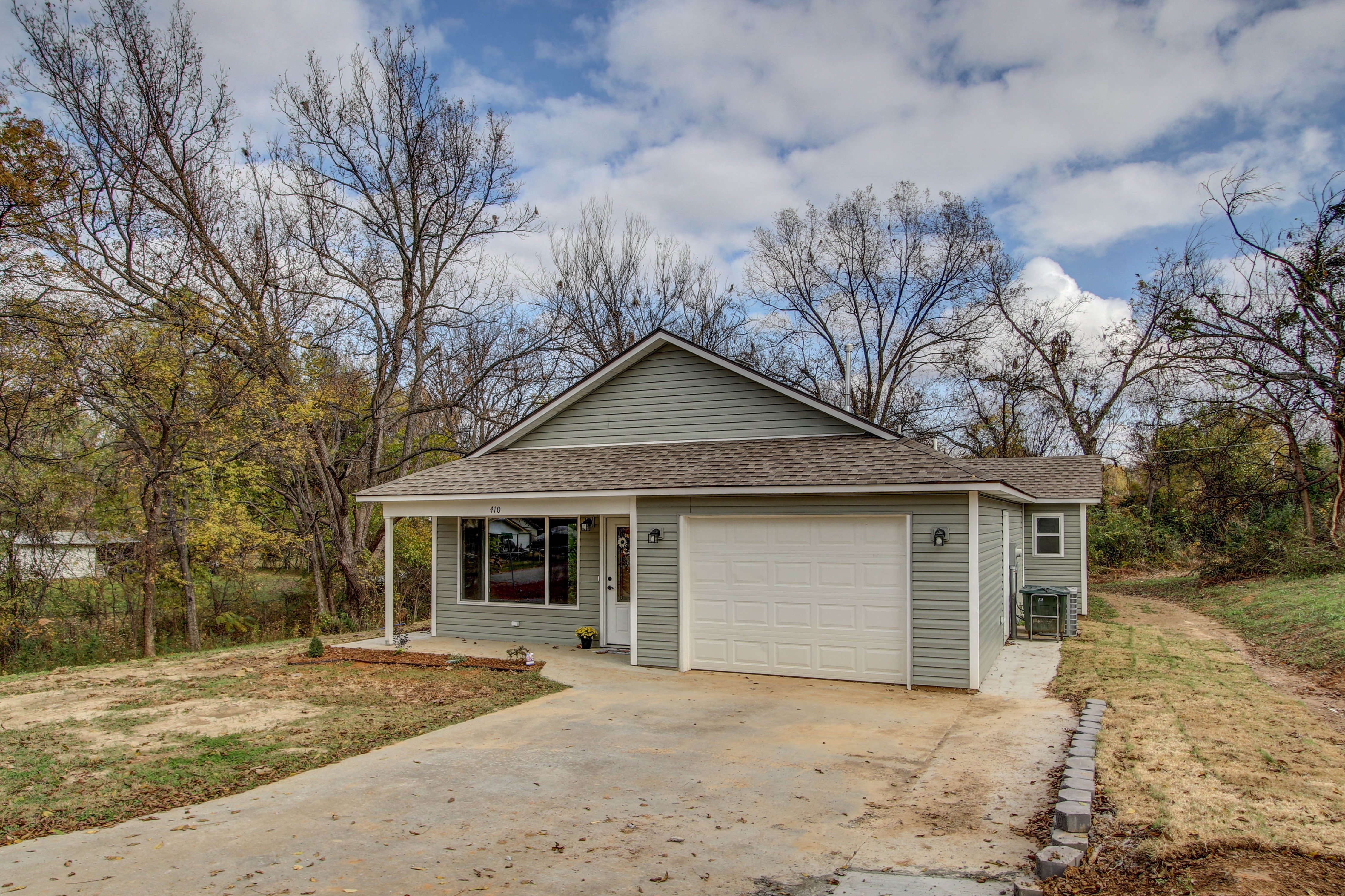 410 Beauregard Street Property Photo 1