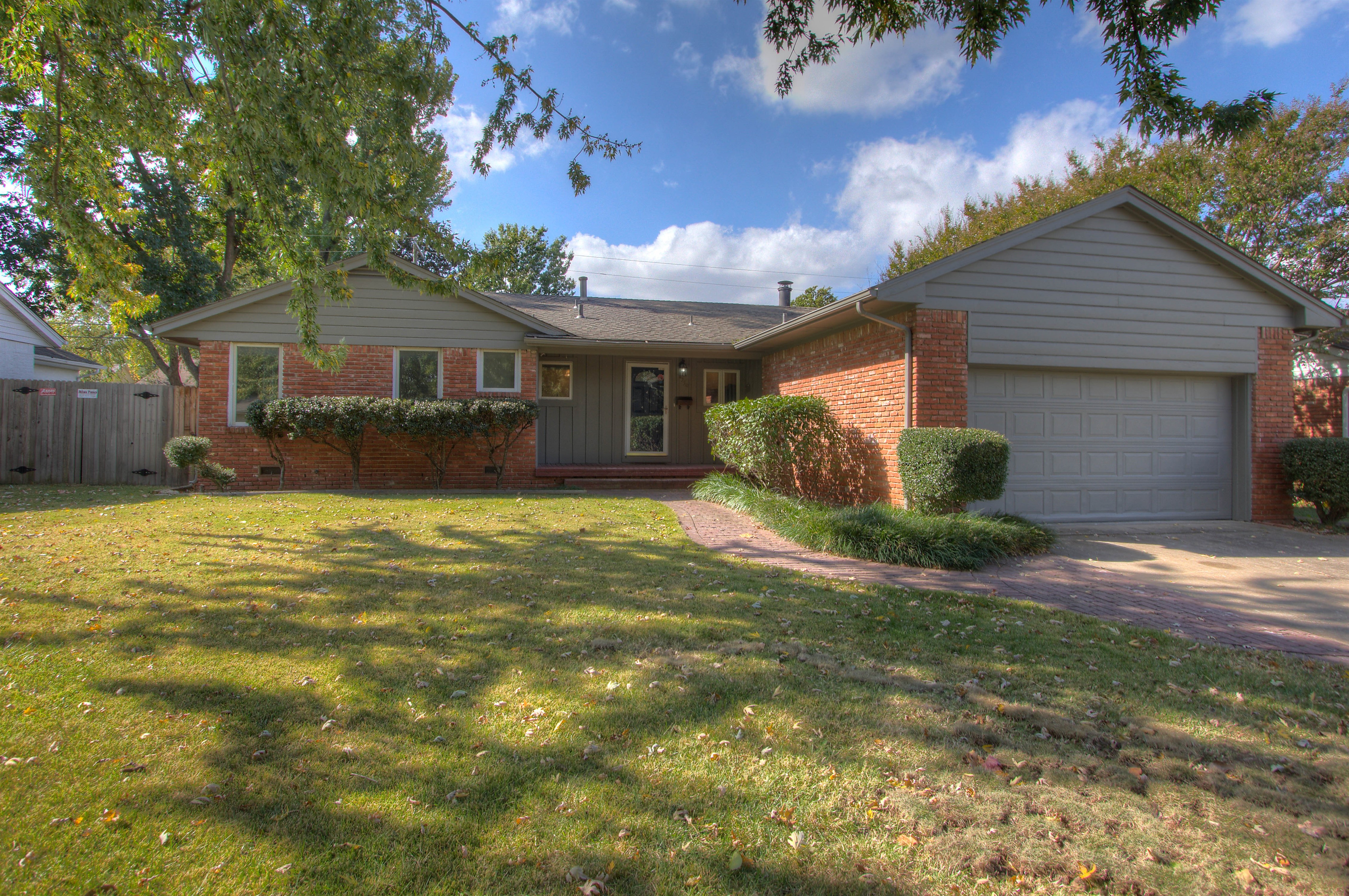 4350 E 58th Street Property Photo 1