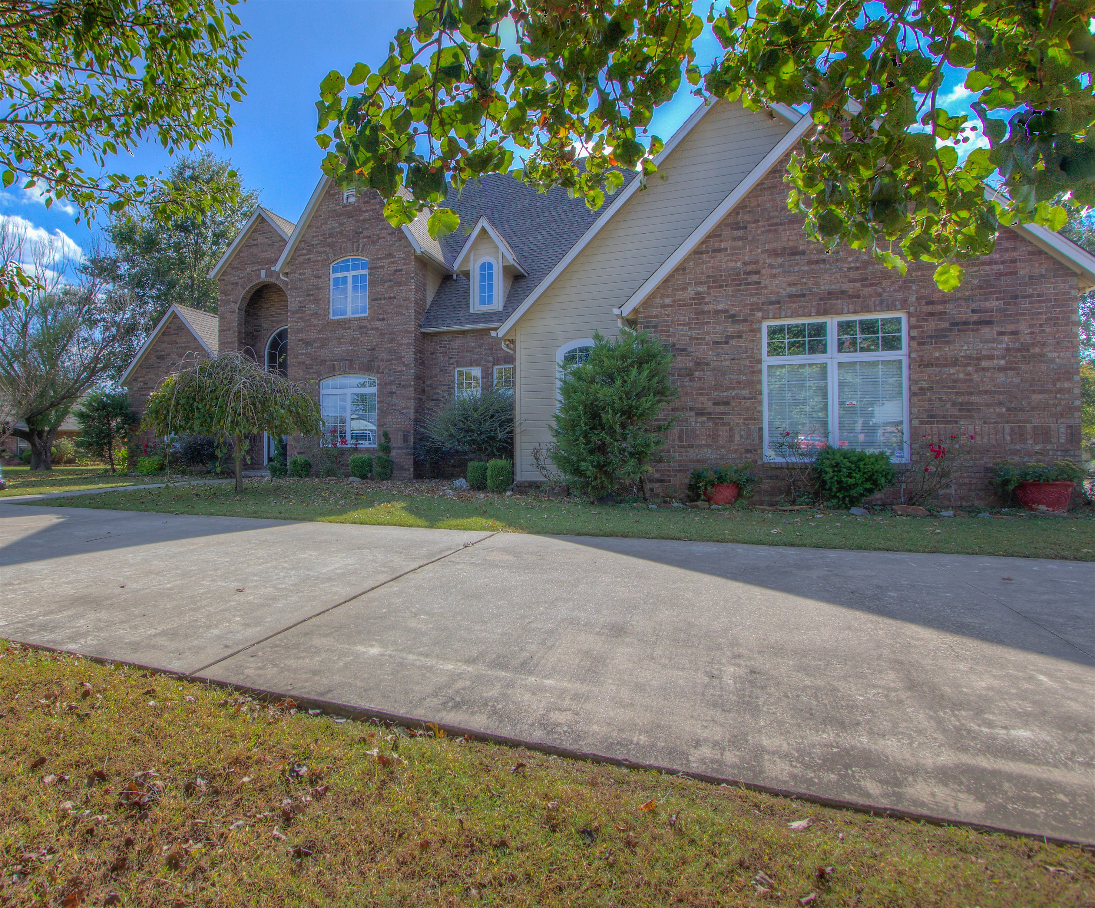 809 Gawf Lane Property Photo 1