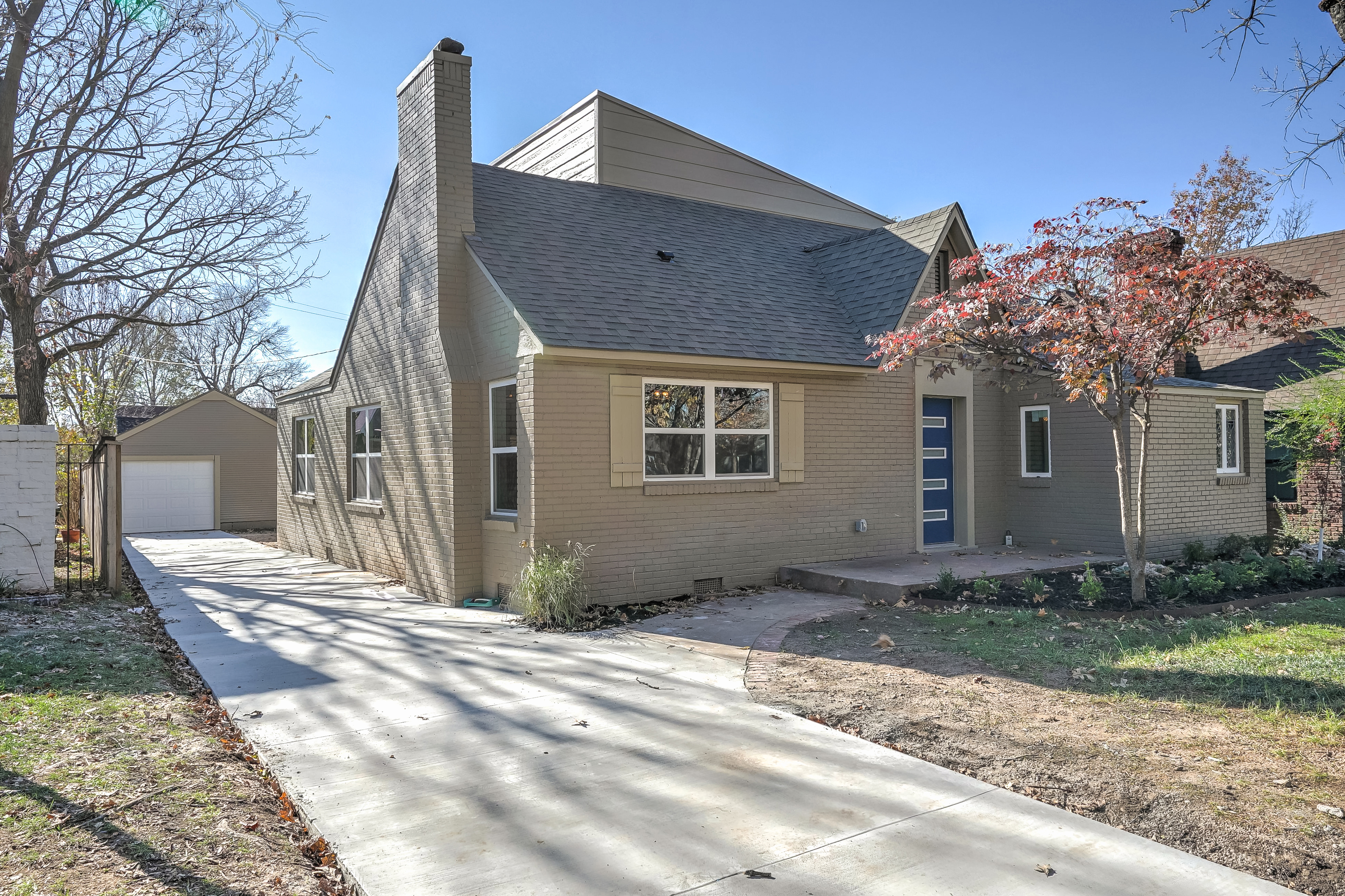 2708 E 13th Street Property Photo 1