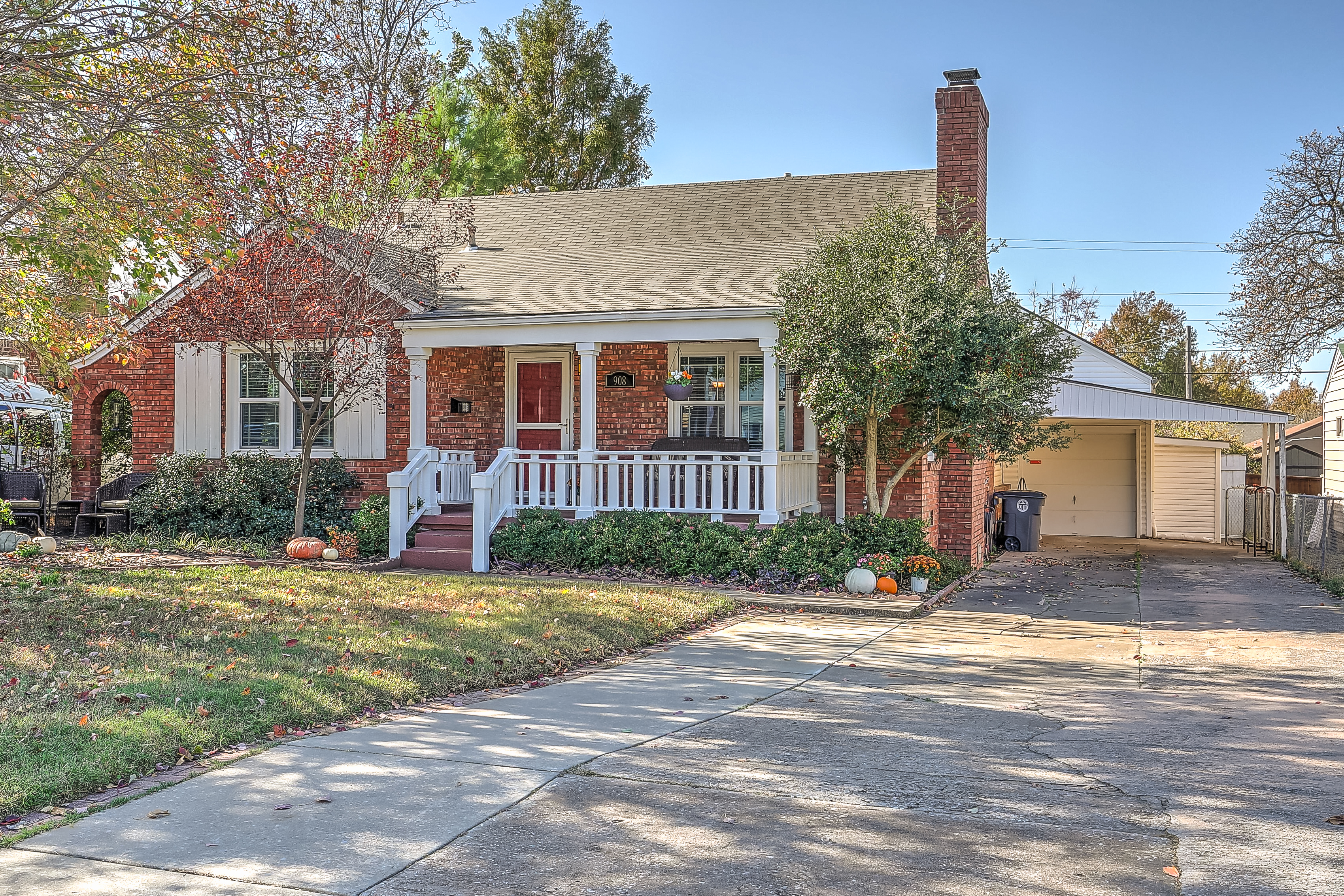 908 S Pittsburg Avenue Property Photo 1