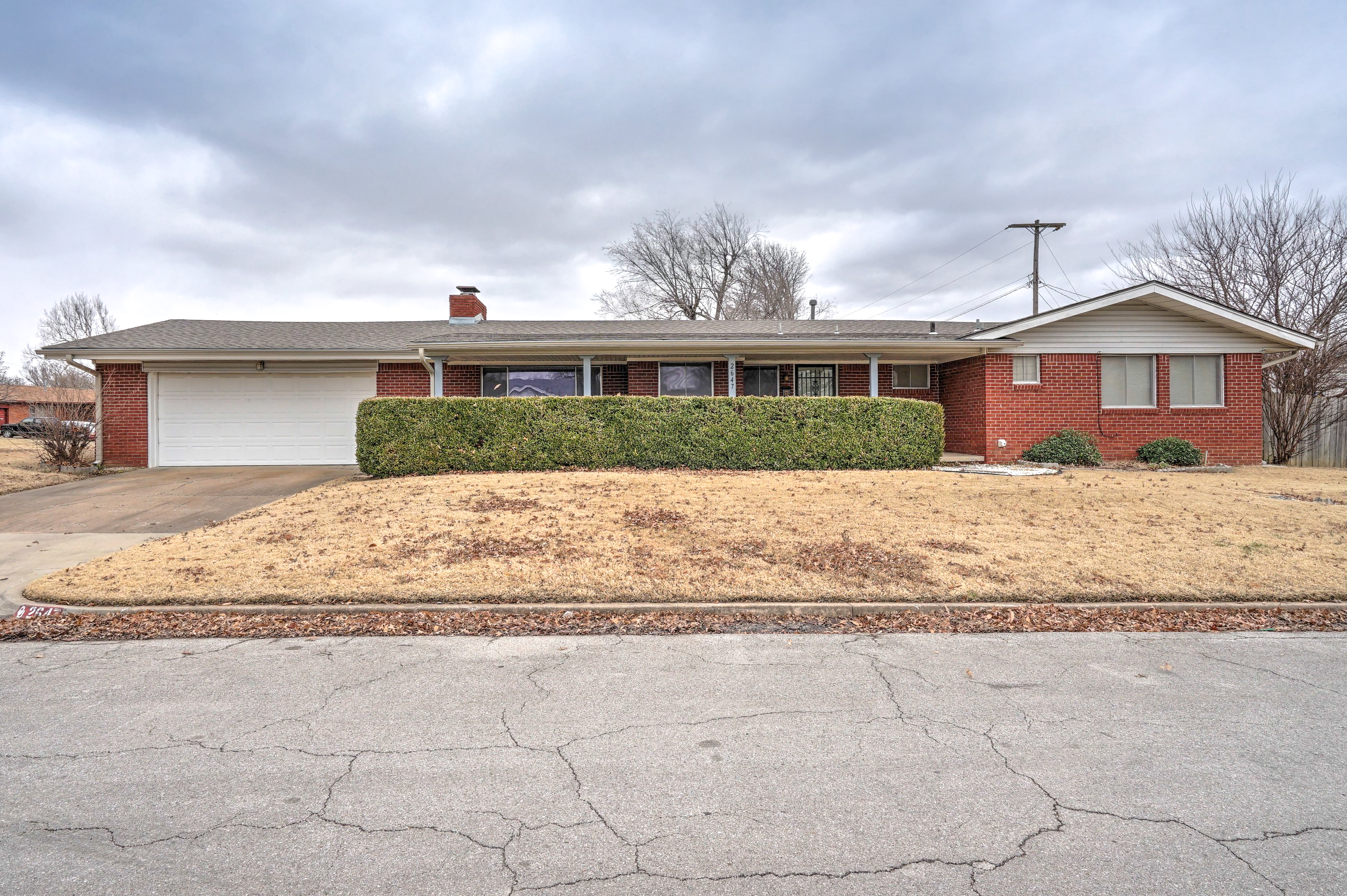 2647 S 75th East Avenue Property Photo 1