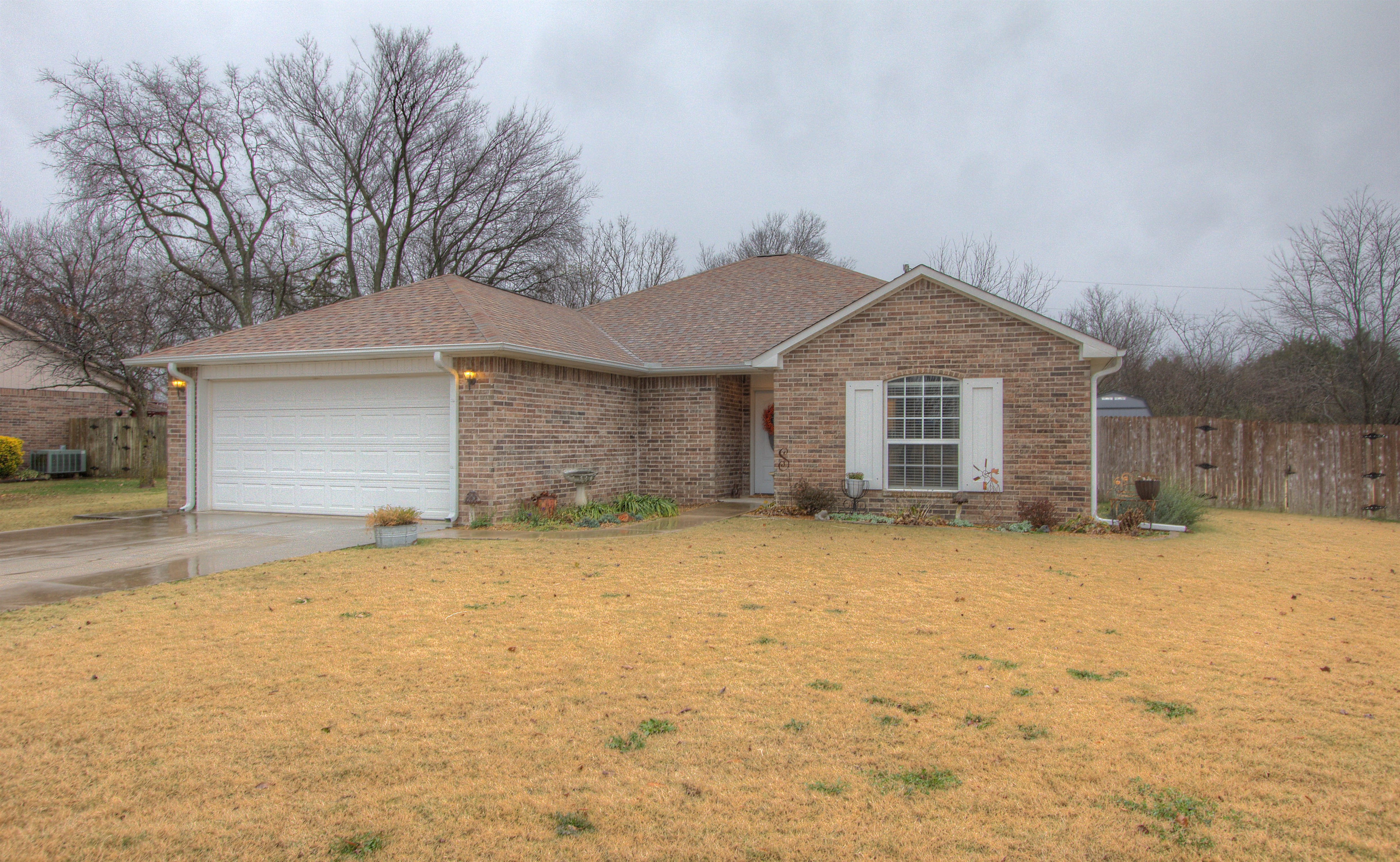 1306 Meadowview Drive Property Photo 1