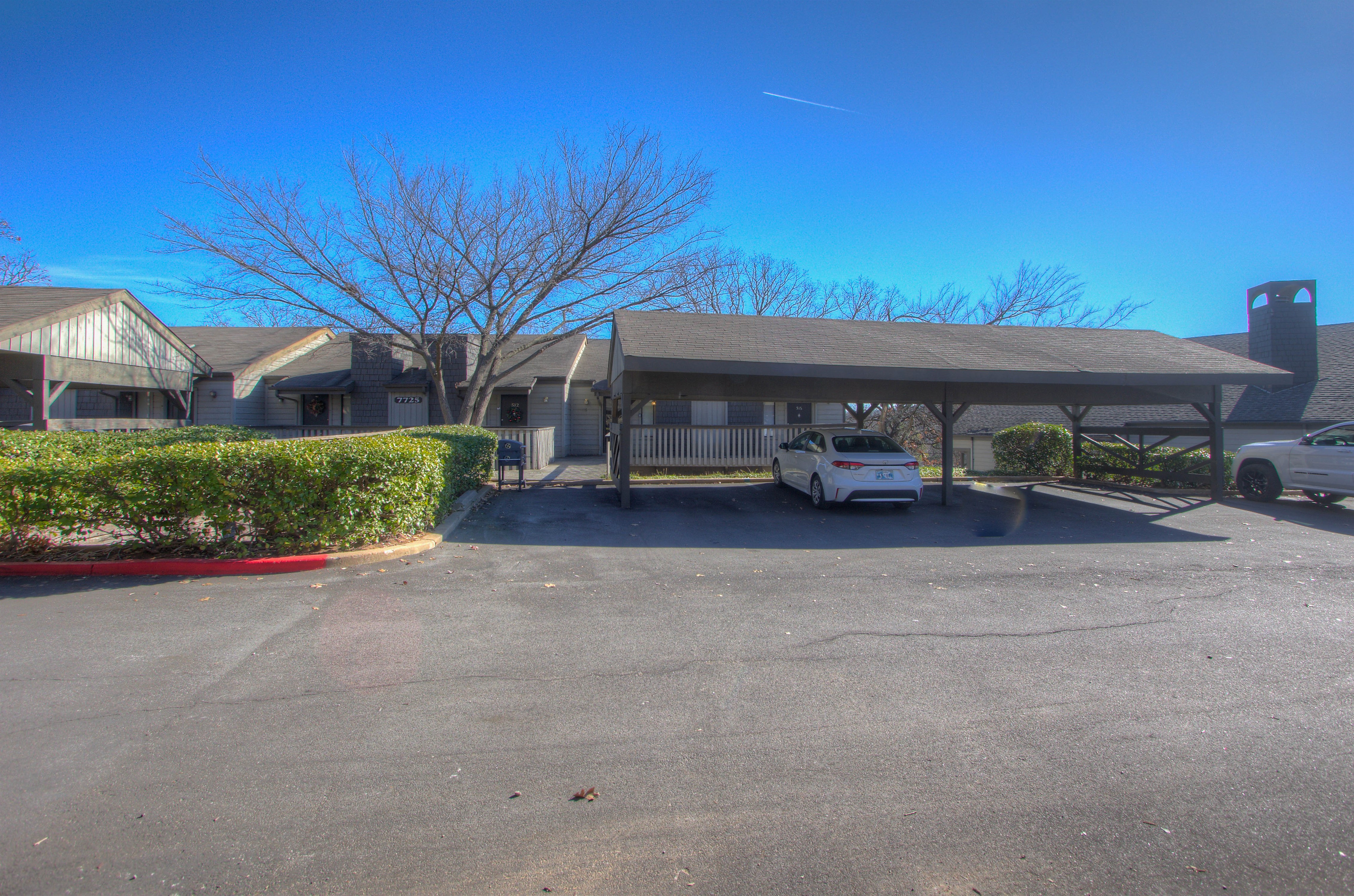7725 S Yale Avenue #514 Property Photo 1