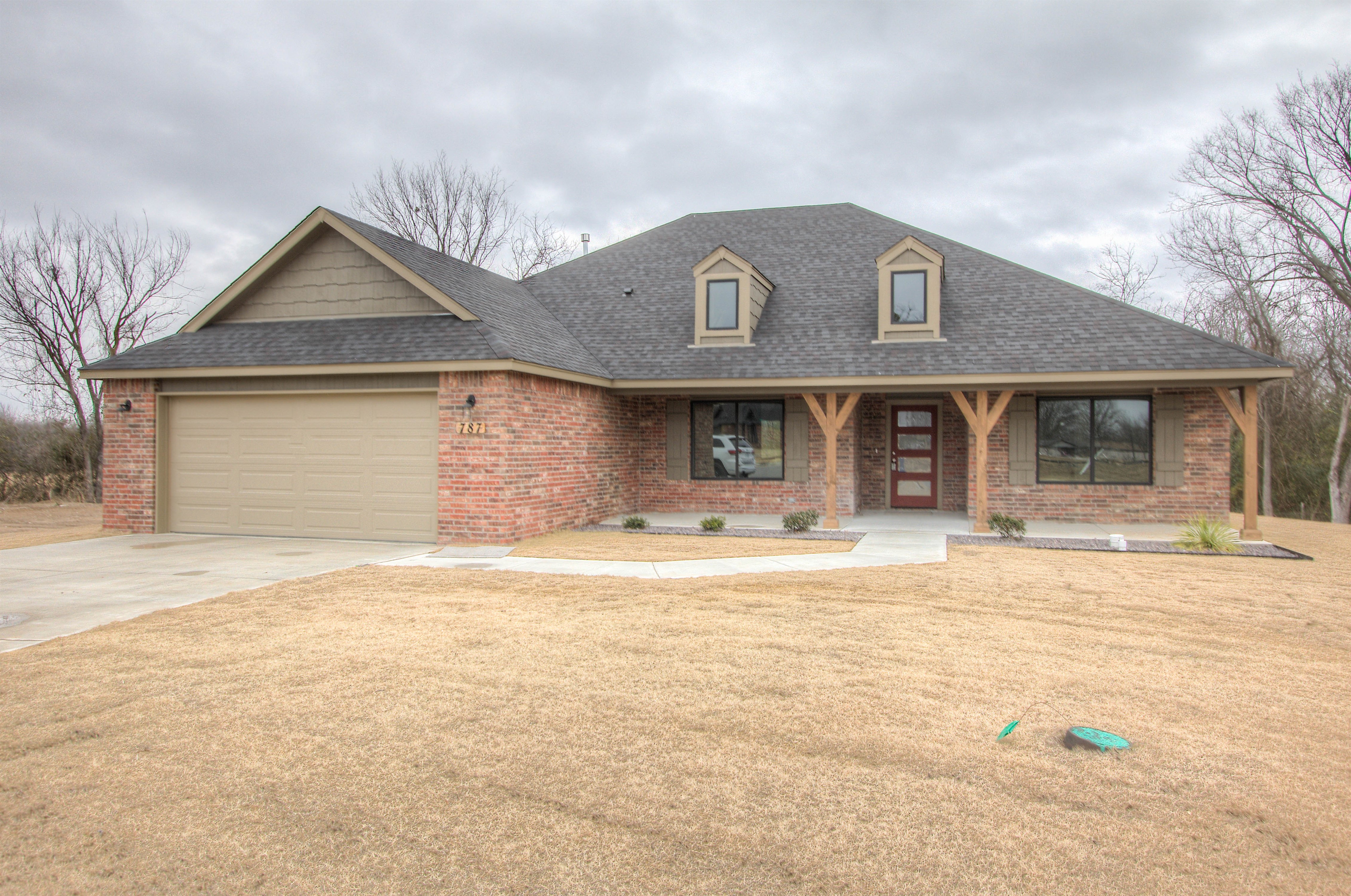 787 E 139th Place Property Photo 1