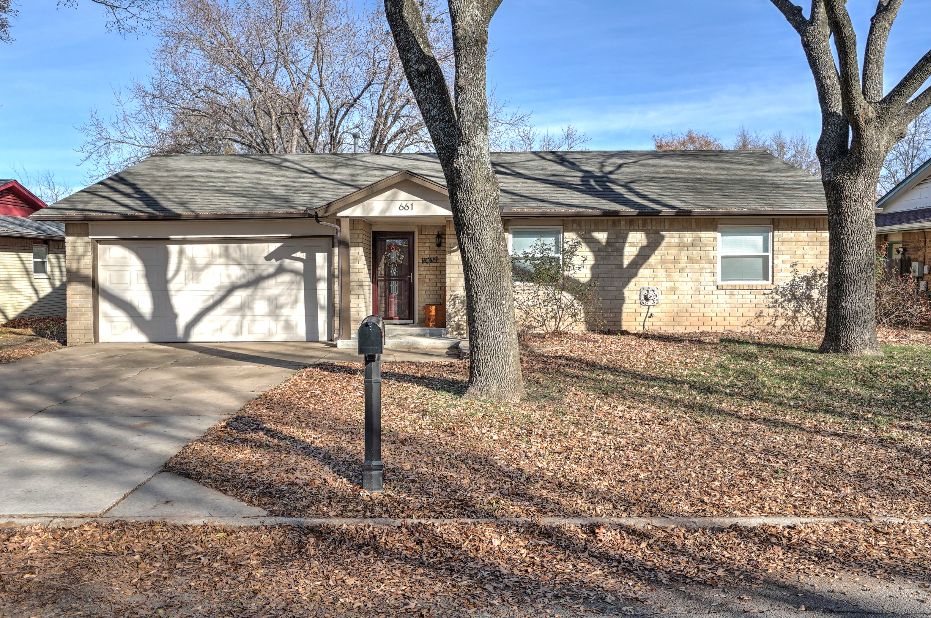 661 E 135th Place Property Photo 1