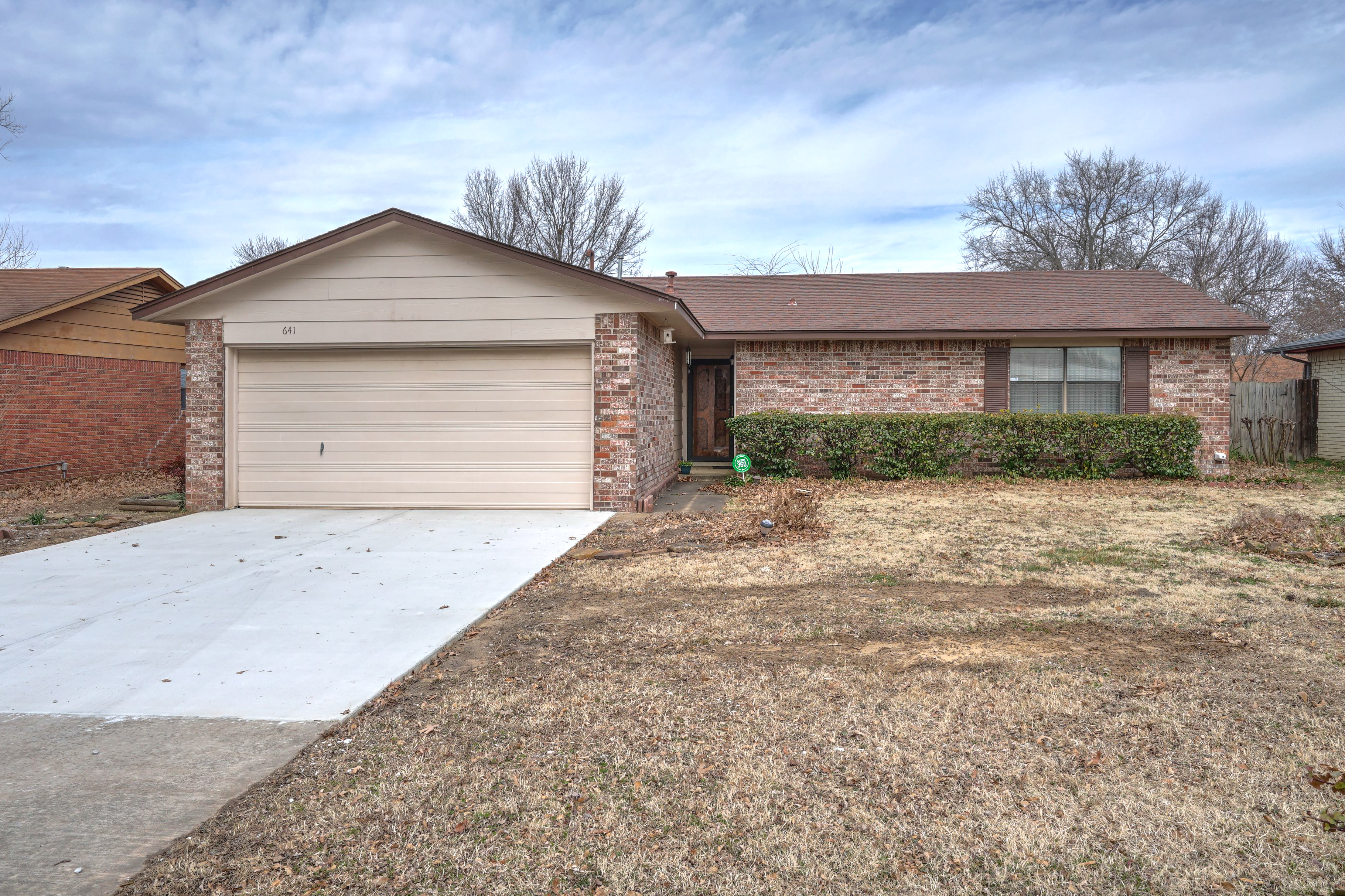 641 E 135th Place Property Photo 1