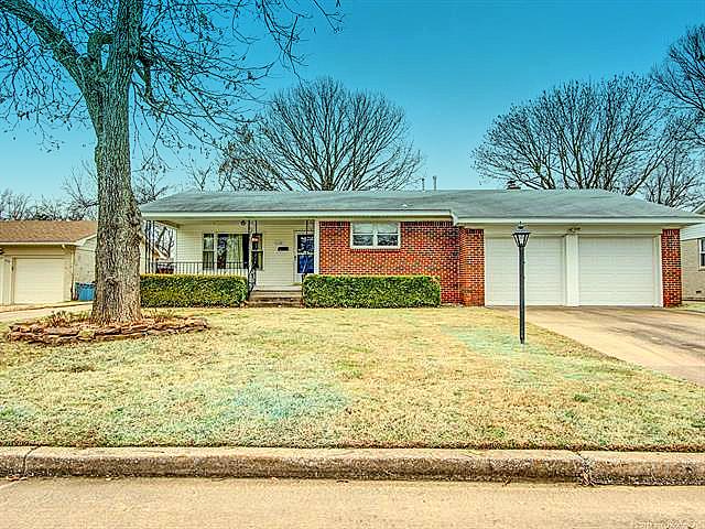 5330 S Columbia Place Property Photo 1