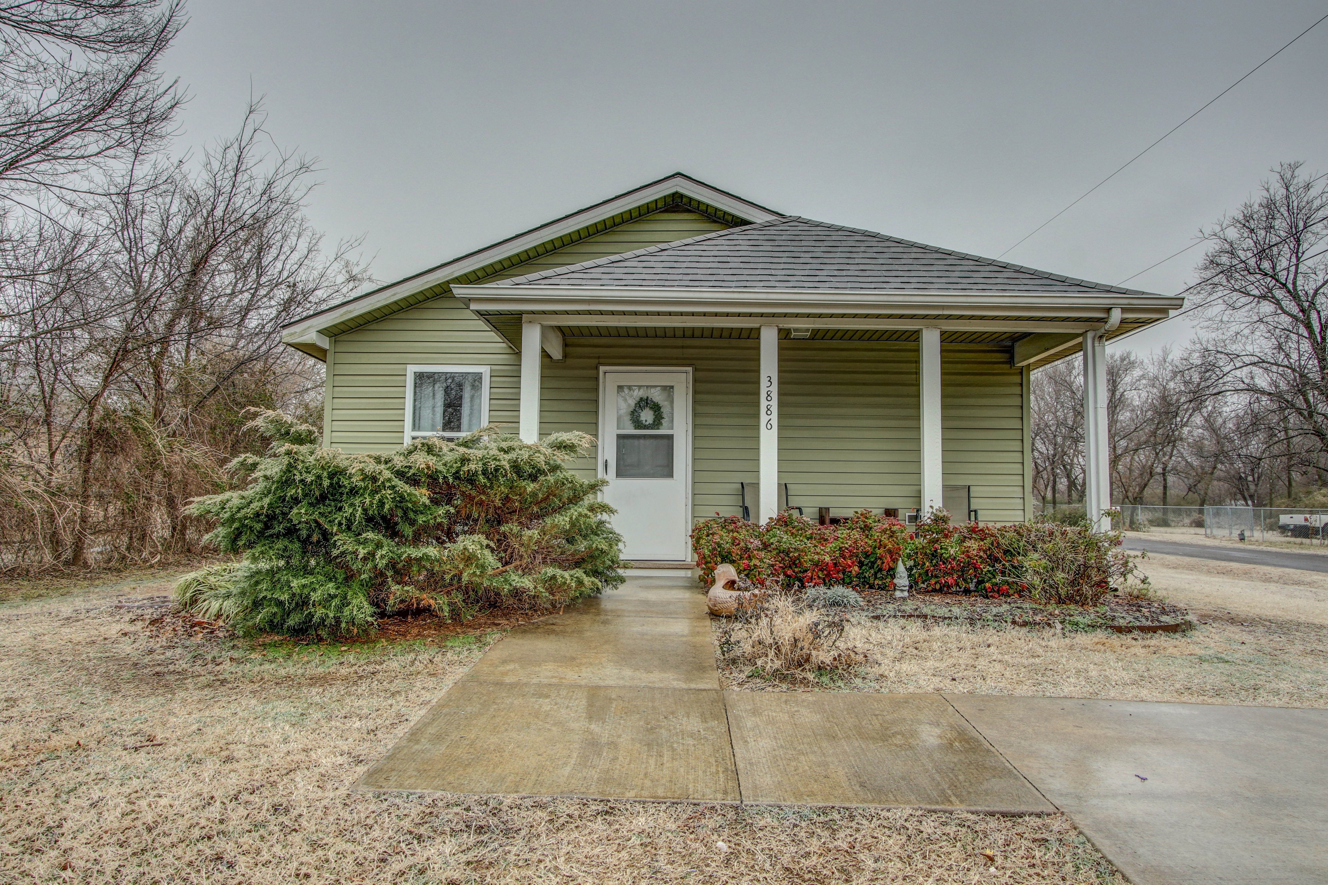 3886 W 59th Street Property Photo 1