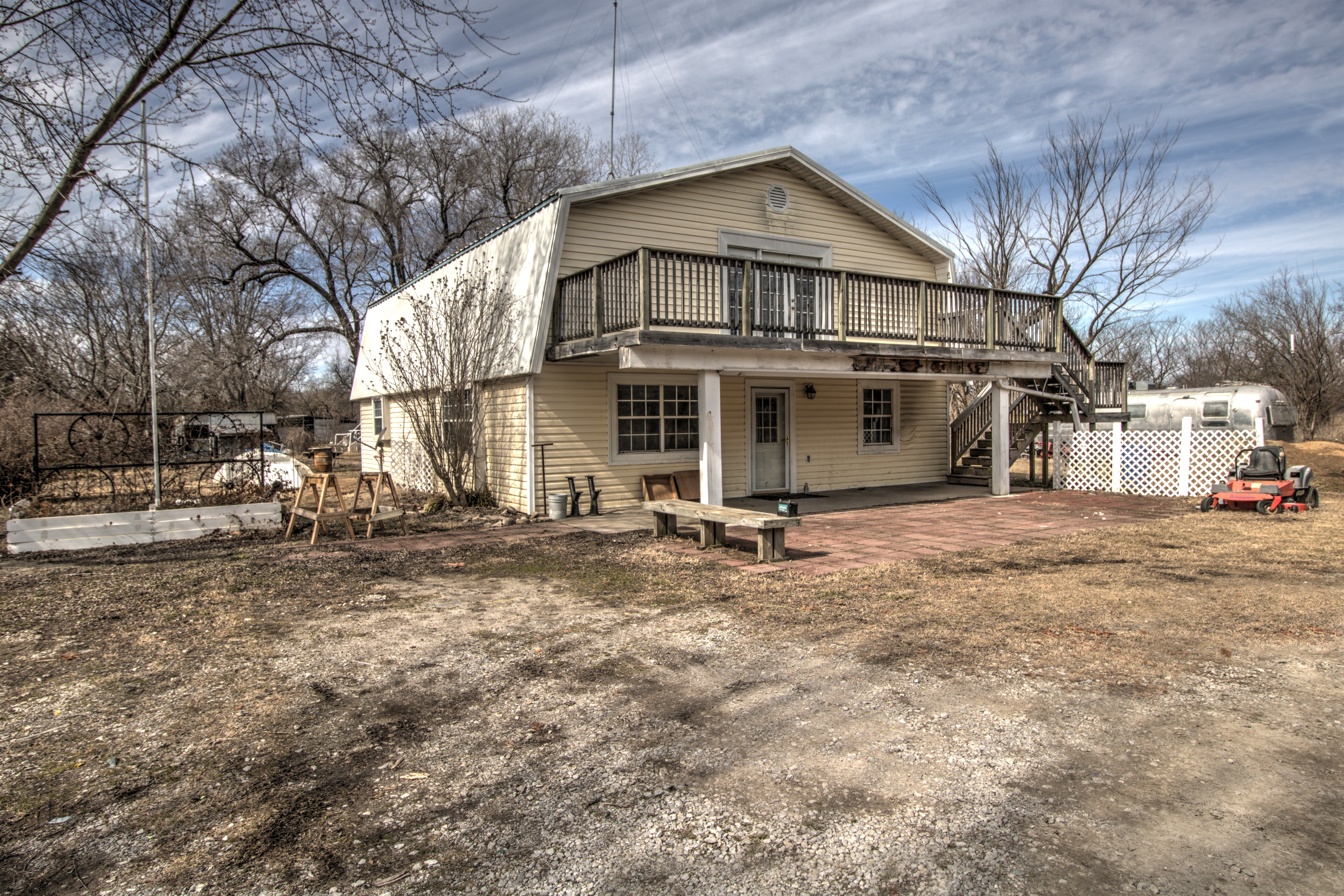212 N Pine Street Property Photo 1