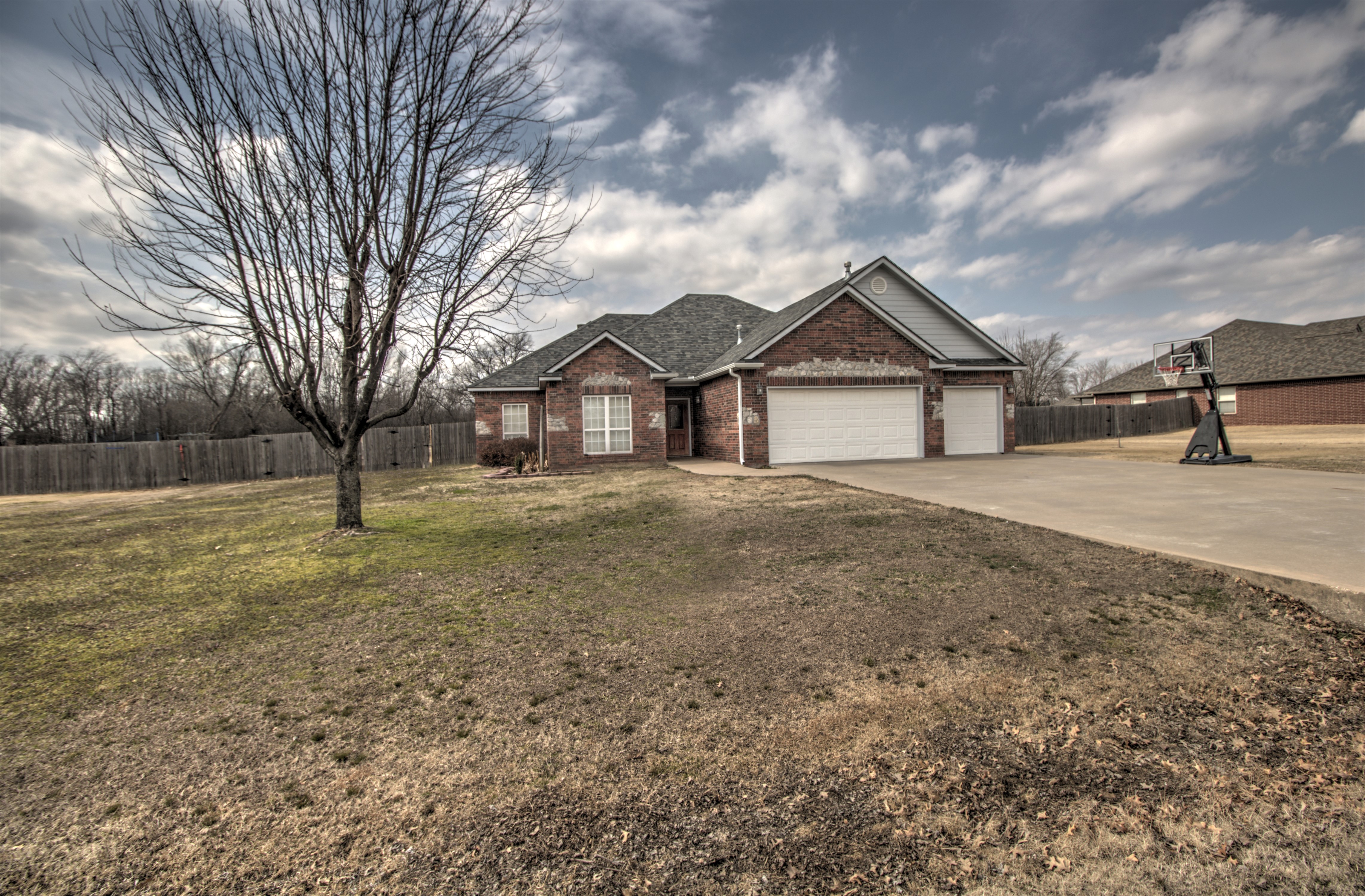 22212 Riverwood Drive Property Photo 1