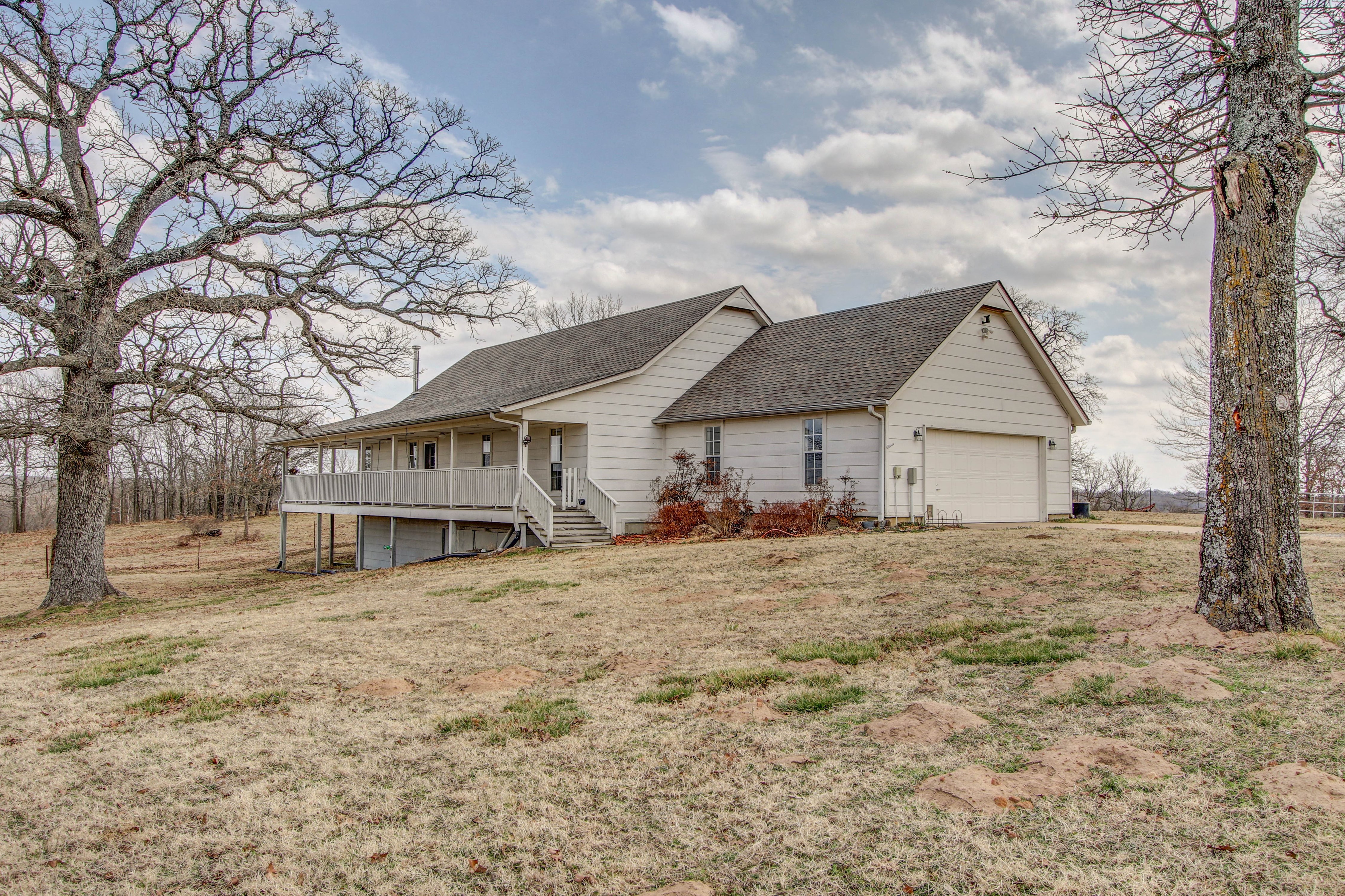 27172 W Highway 33 Highway Property Photo 1