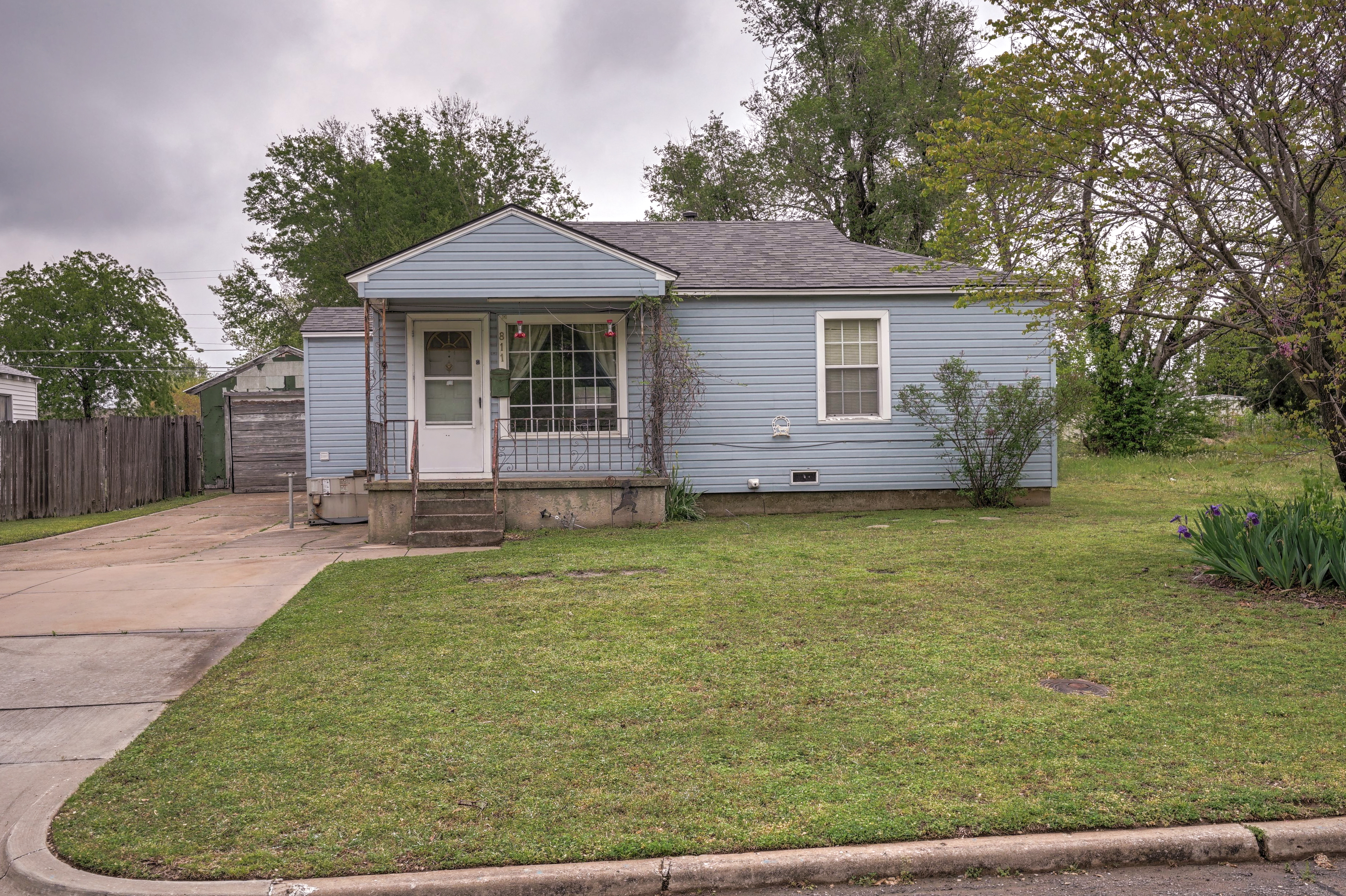 811 N Norwood Avenue Property Photo 1