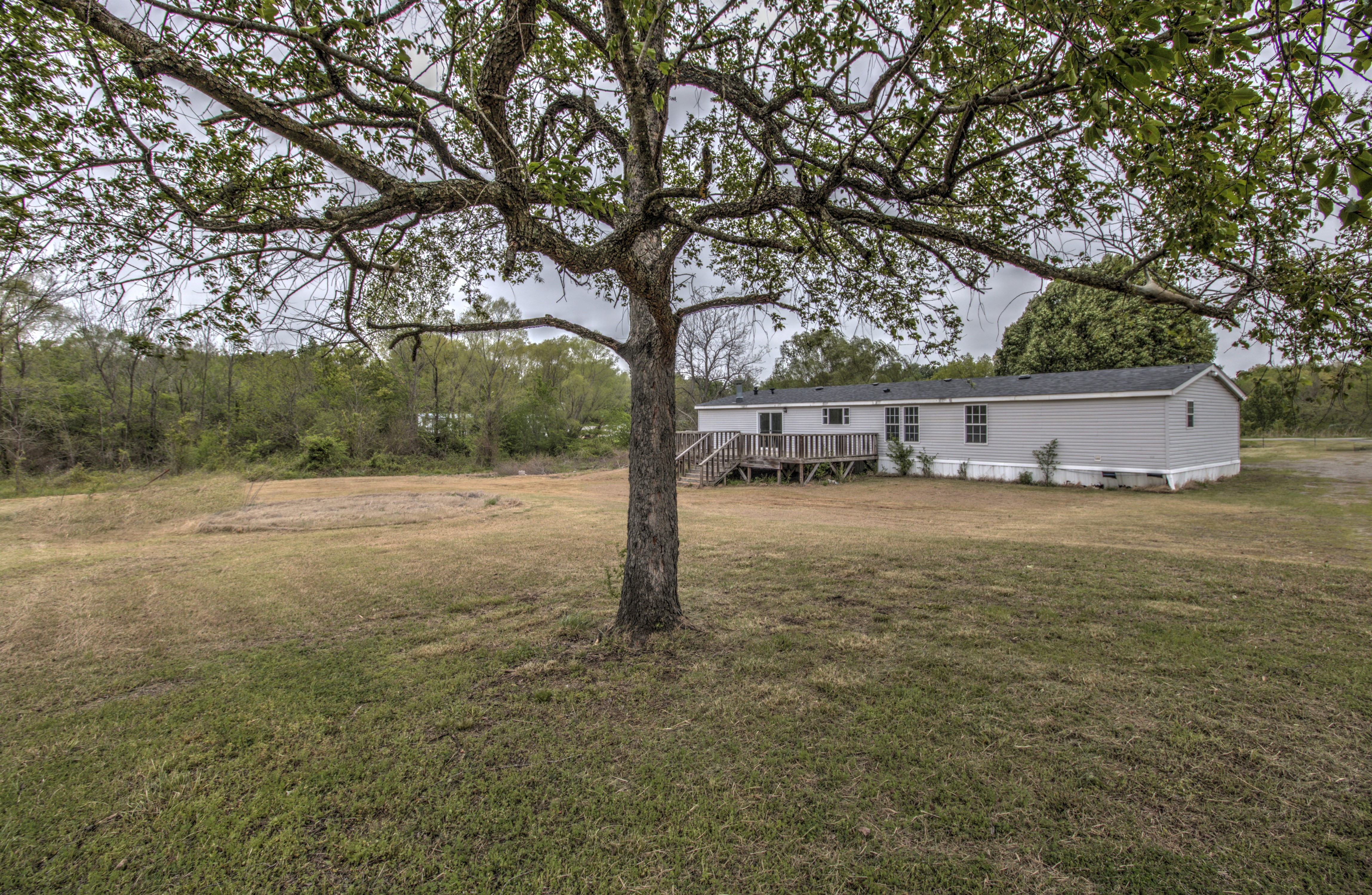 17420 E Oak Avenue Property Photo 1