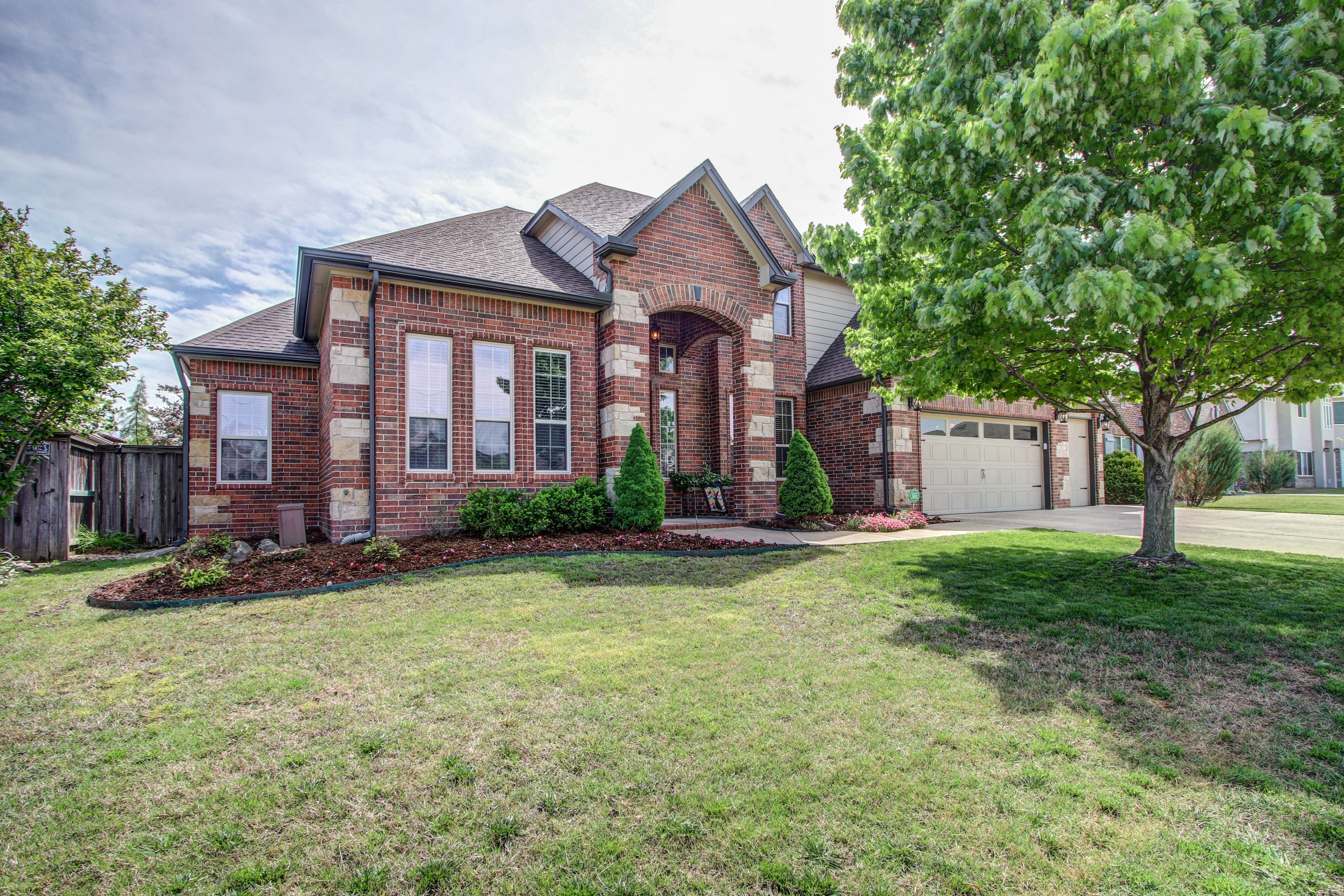 12233 S Glen Court Property Photo 1