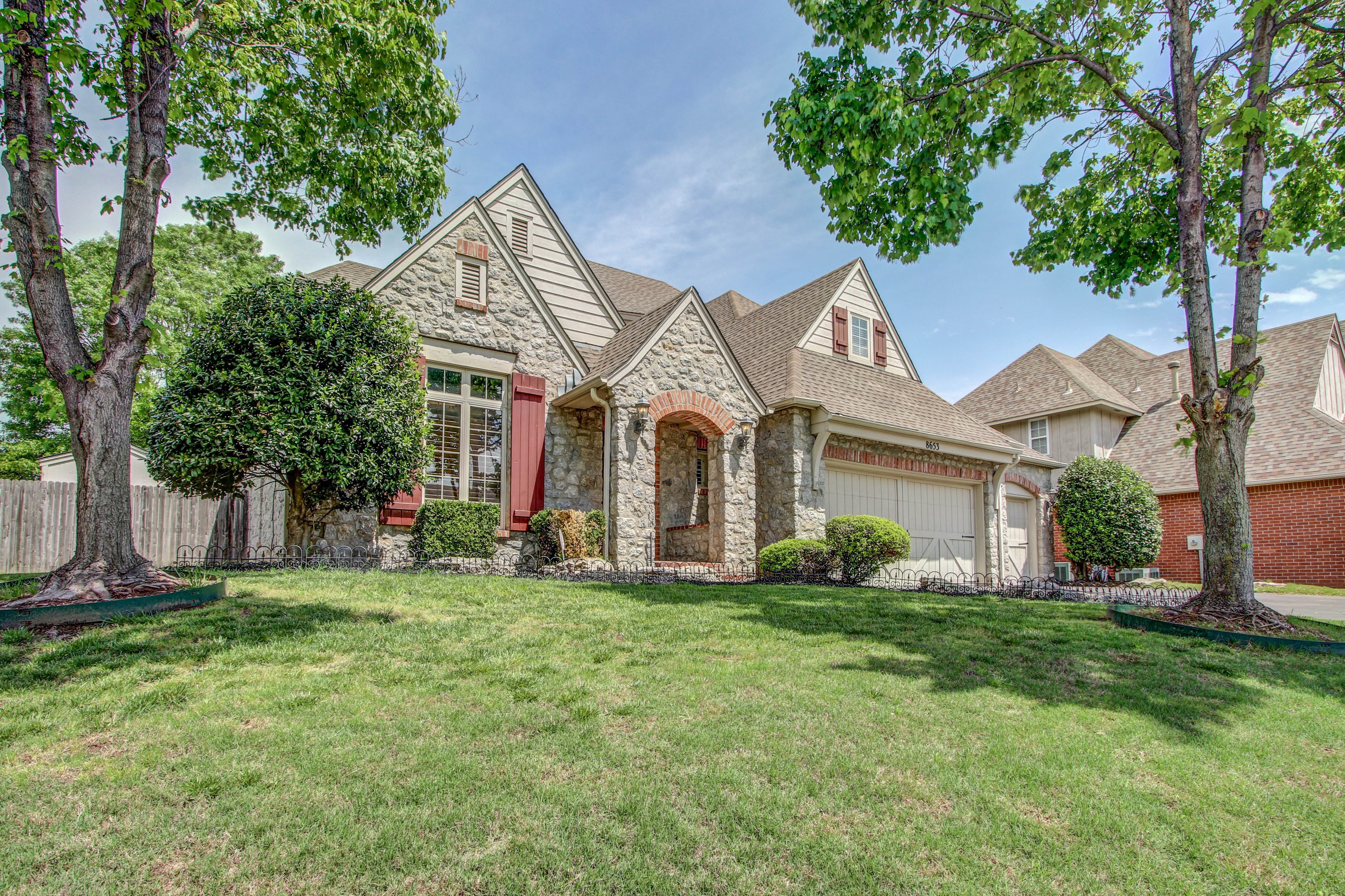 8653 E 101st Place Property Photo 1