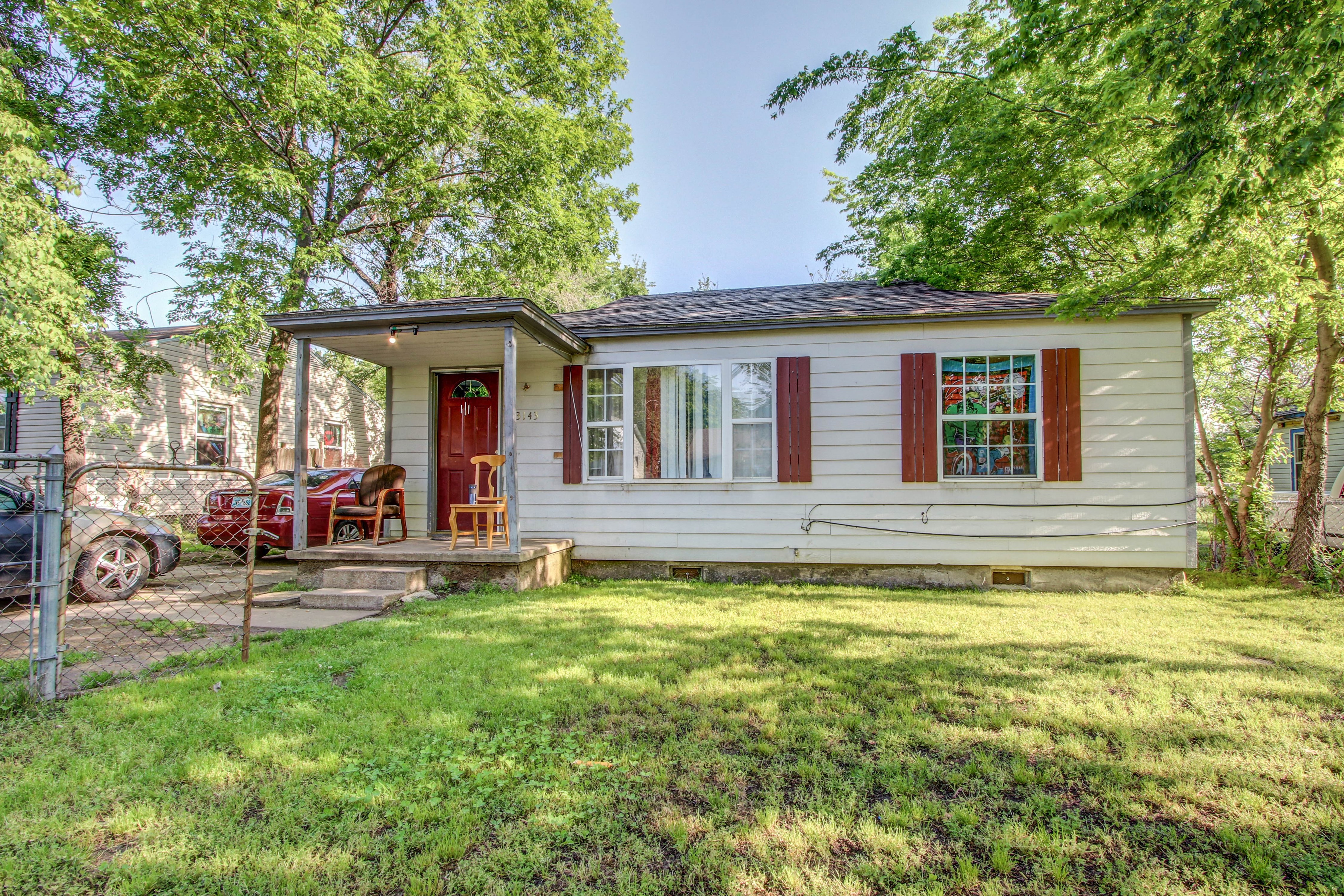 3143 E Woodrow Street Property Photo 1