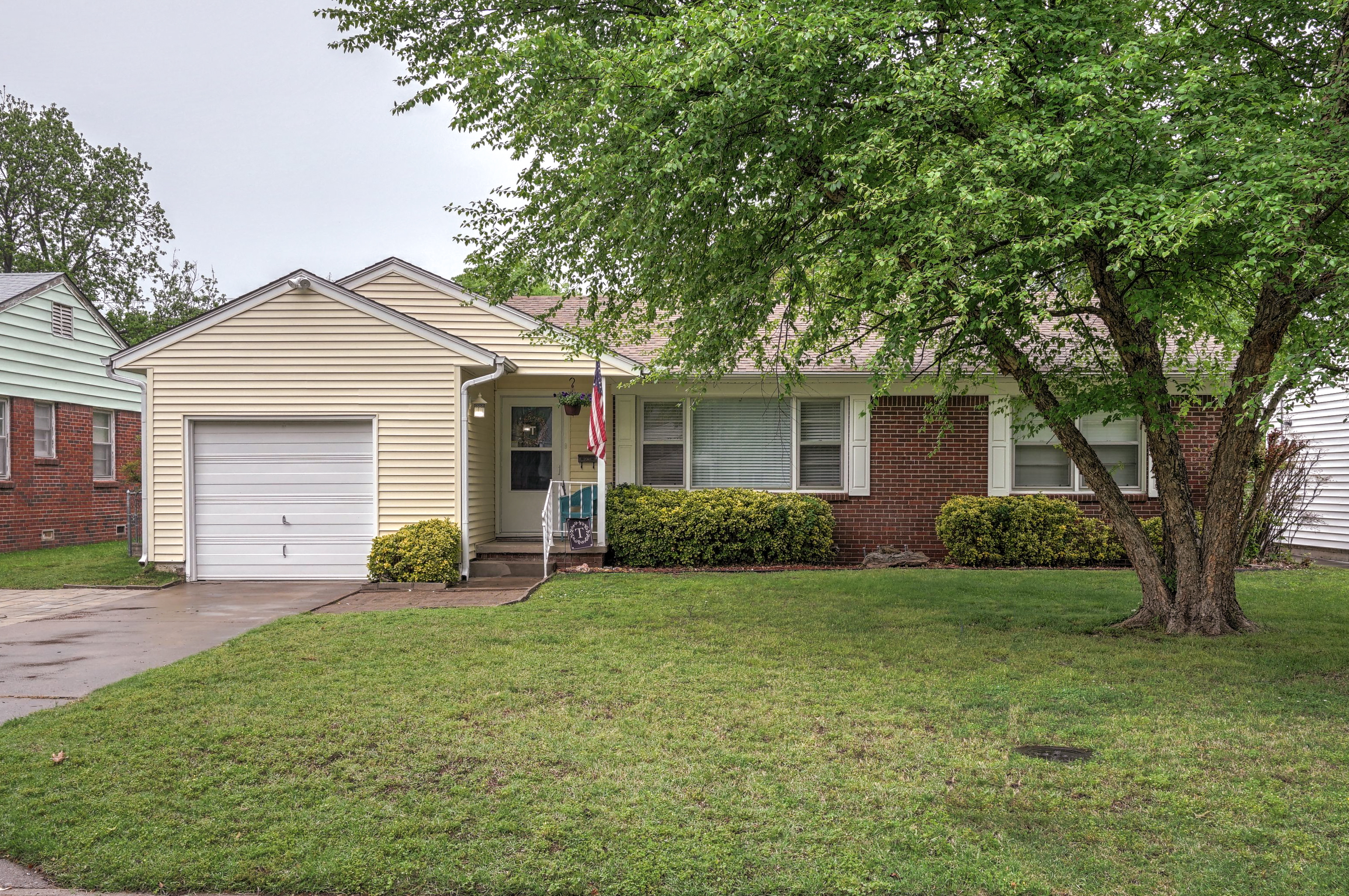 1451 E 52nd Place Property Photo 1