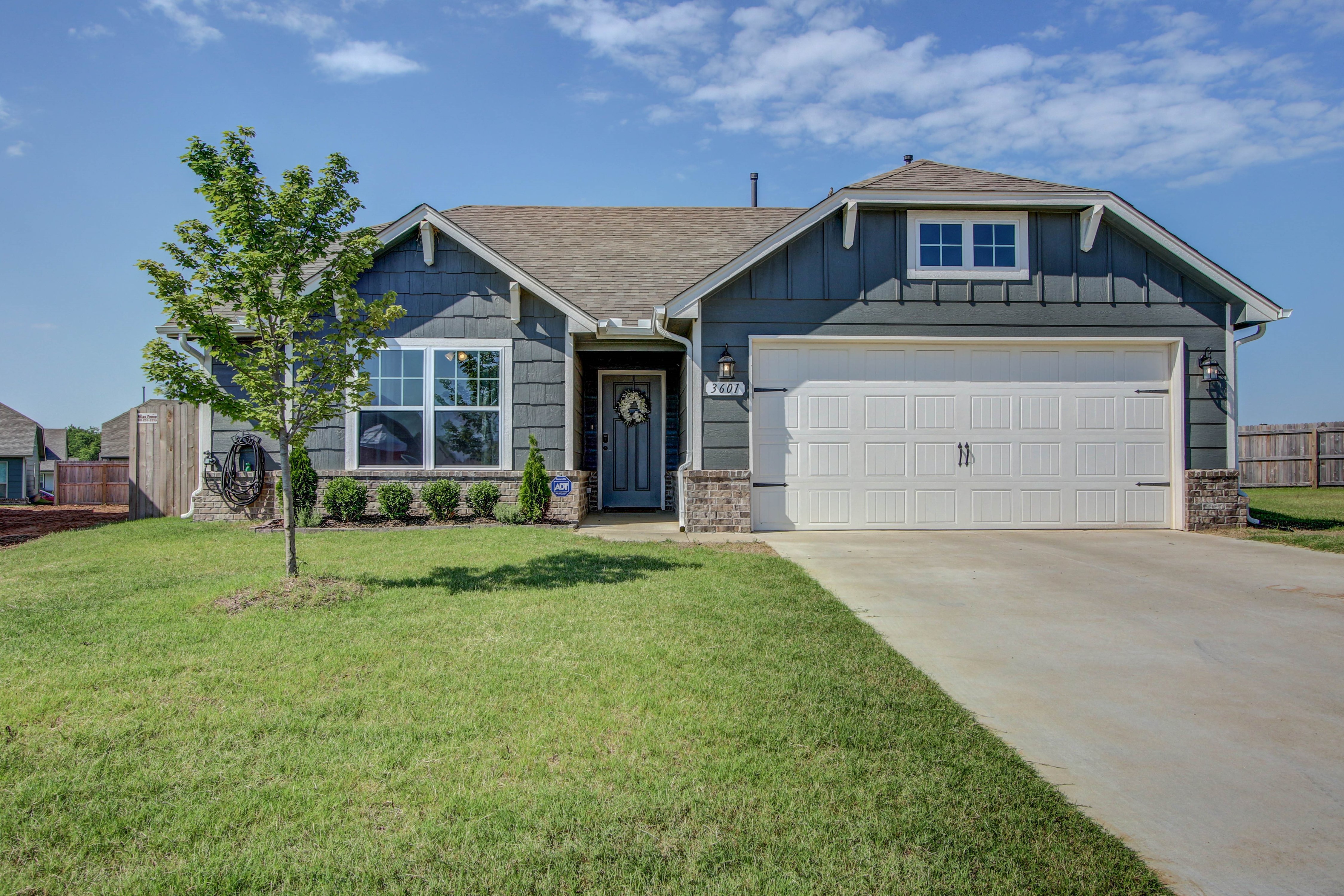 3601 E Rockport Place Property Photo 1