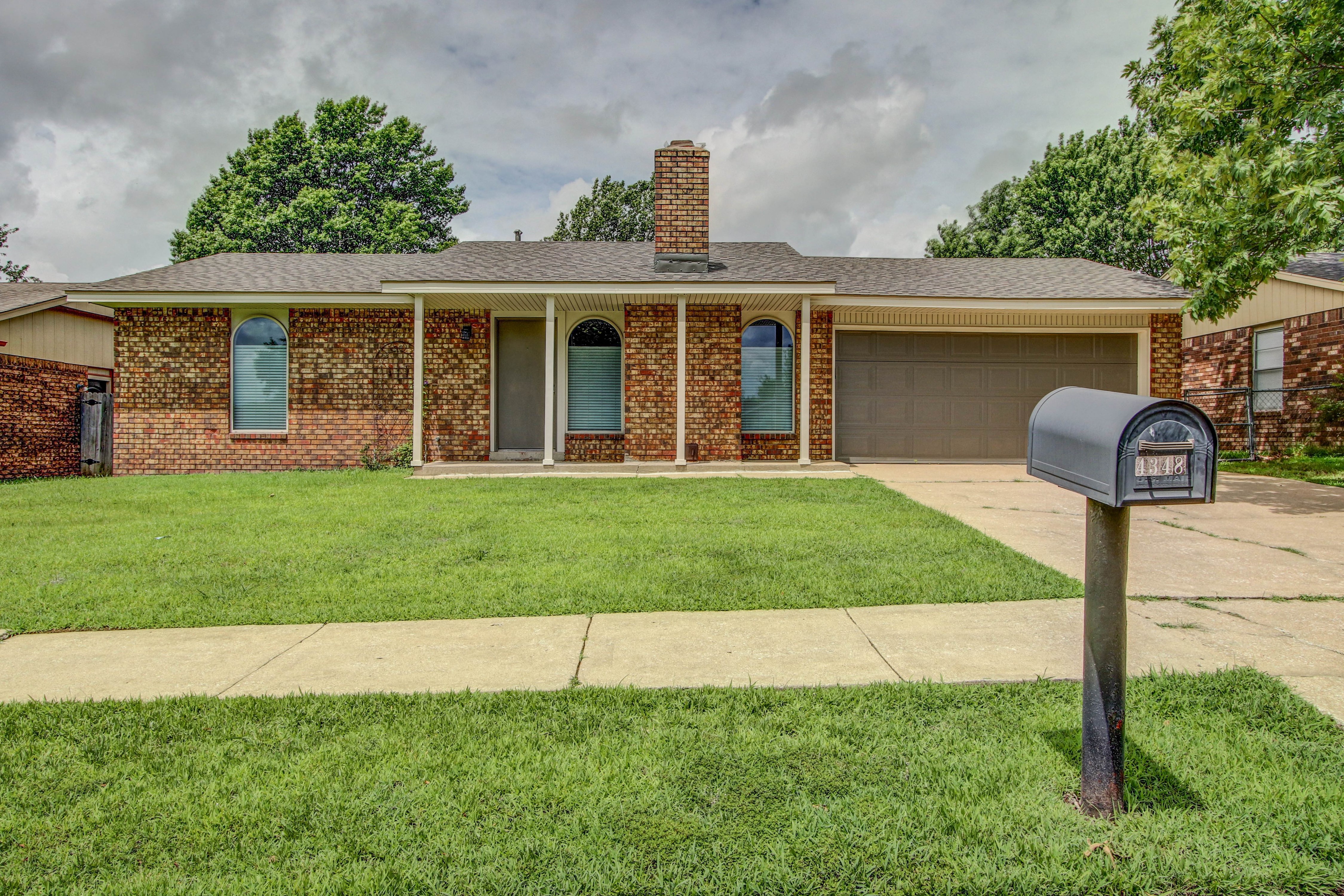 4348 Cedar Avenue Property Photo 1