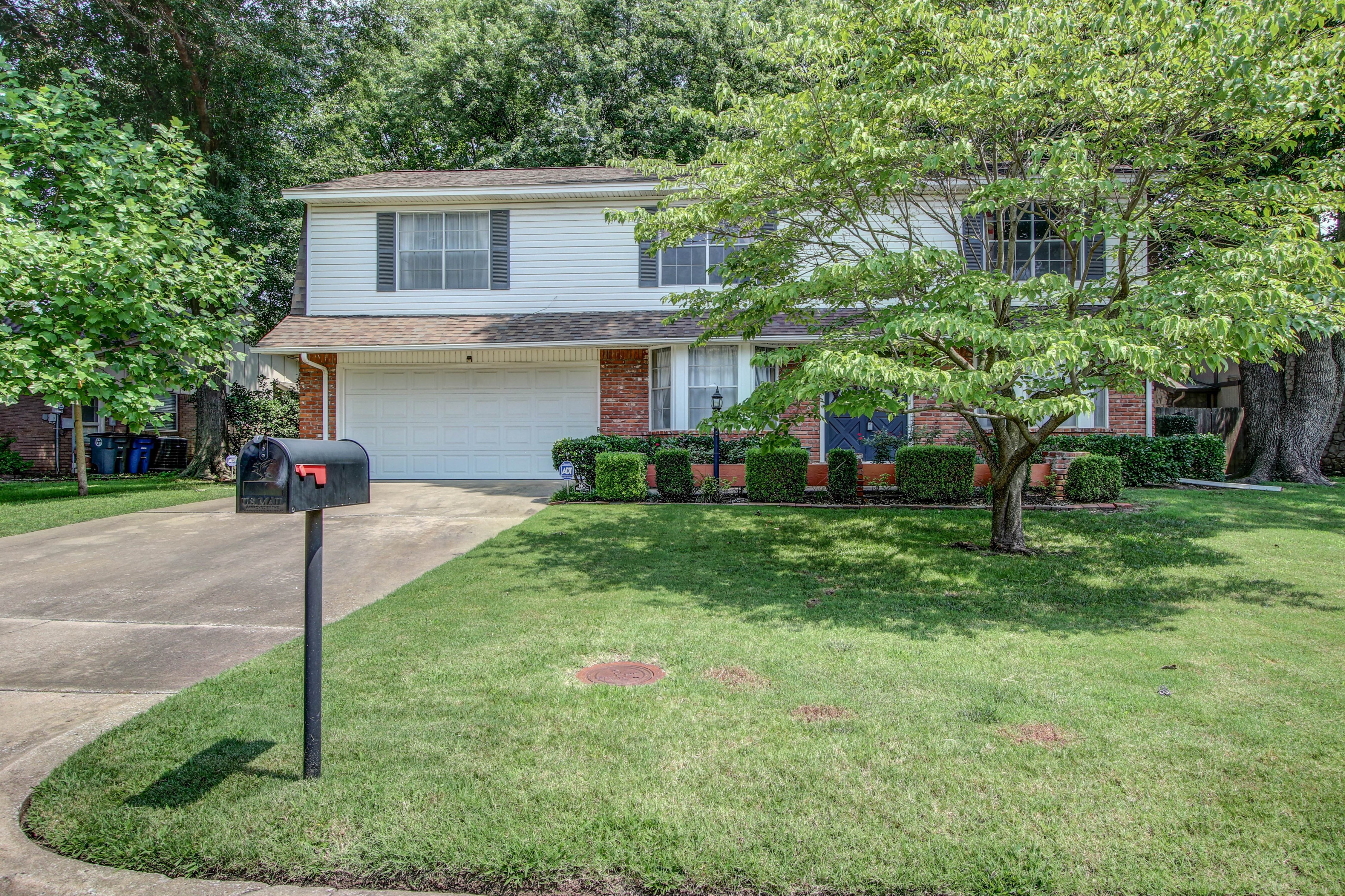 6731 E 76th Street Property Photo 1