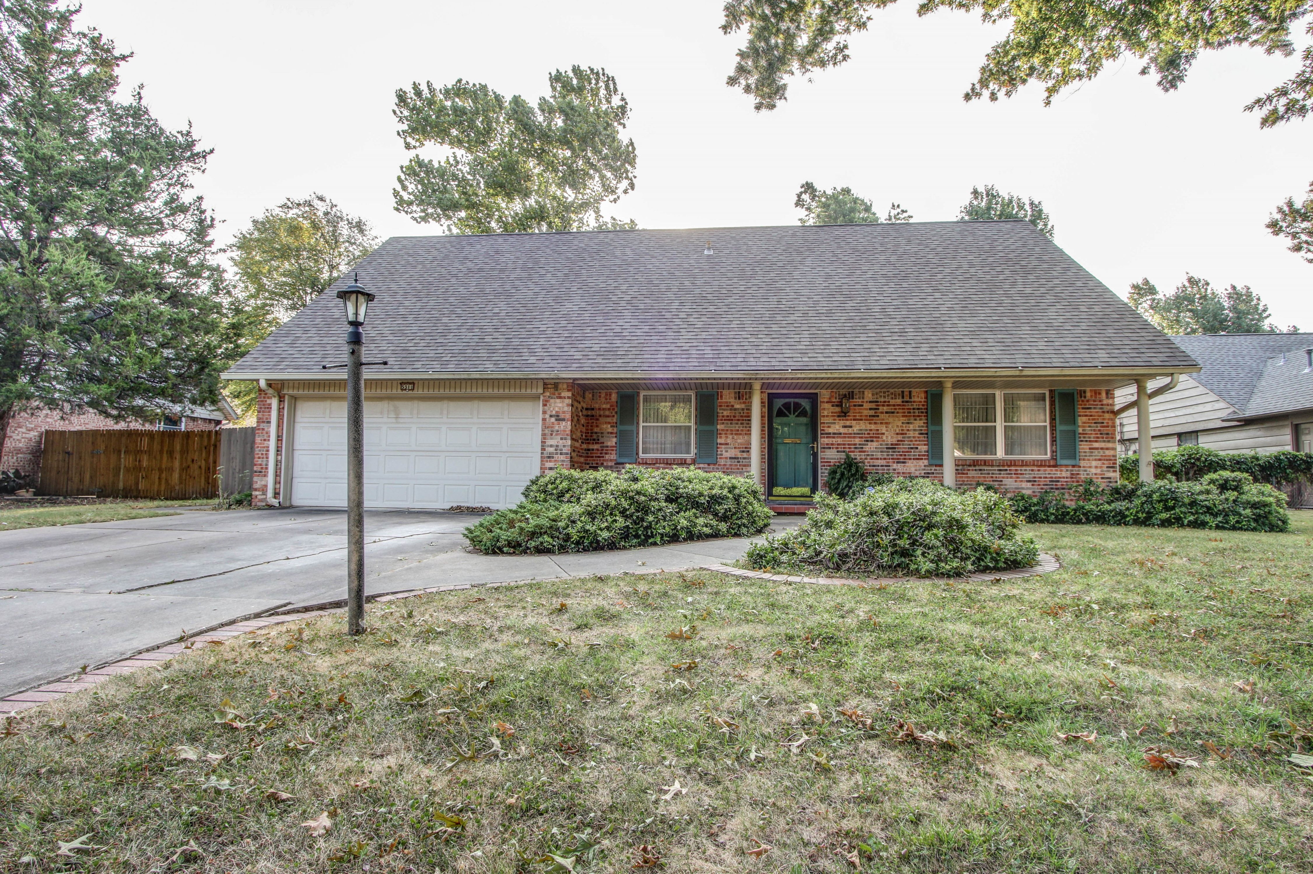 5311 S Xanthus Avenue Property Photo 1