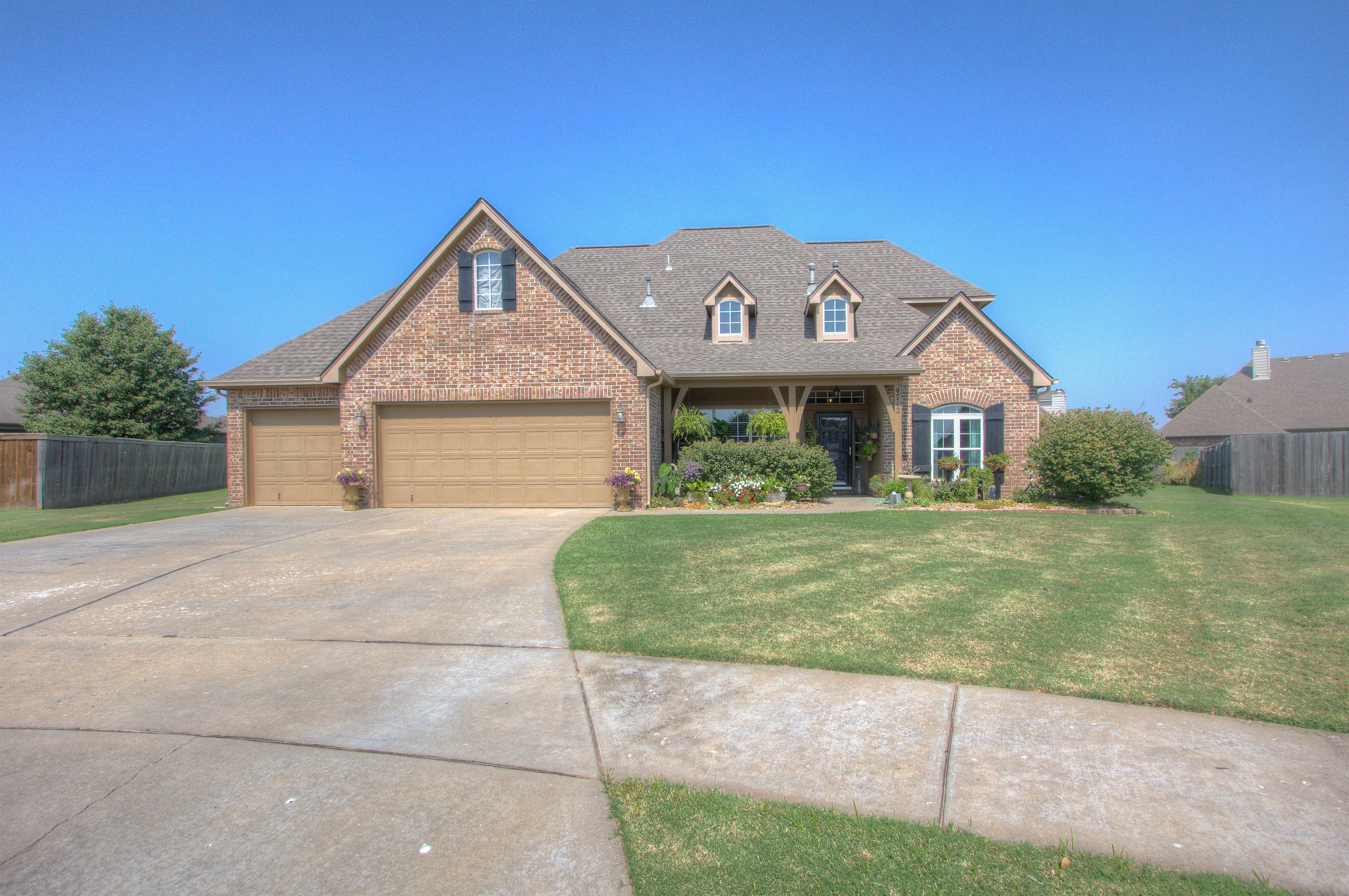 4712 S 176th Place Property Photo 1
