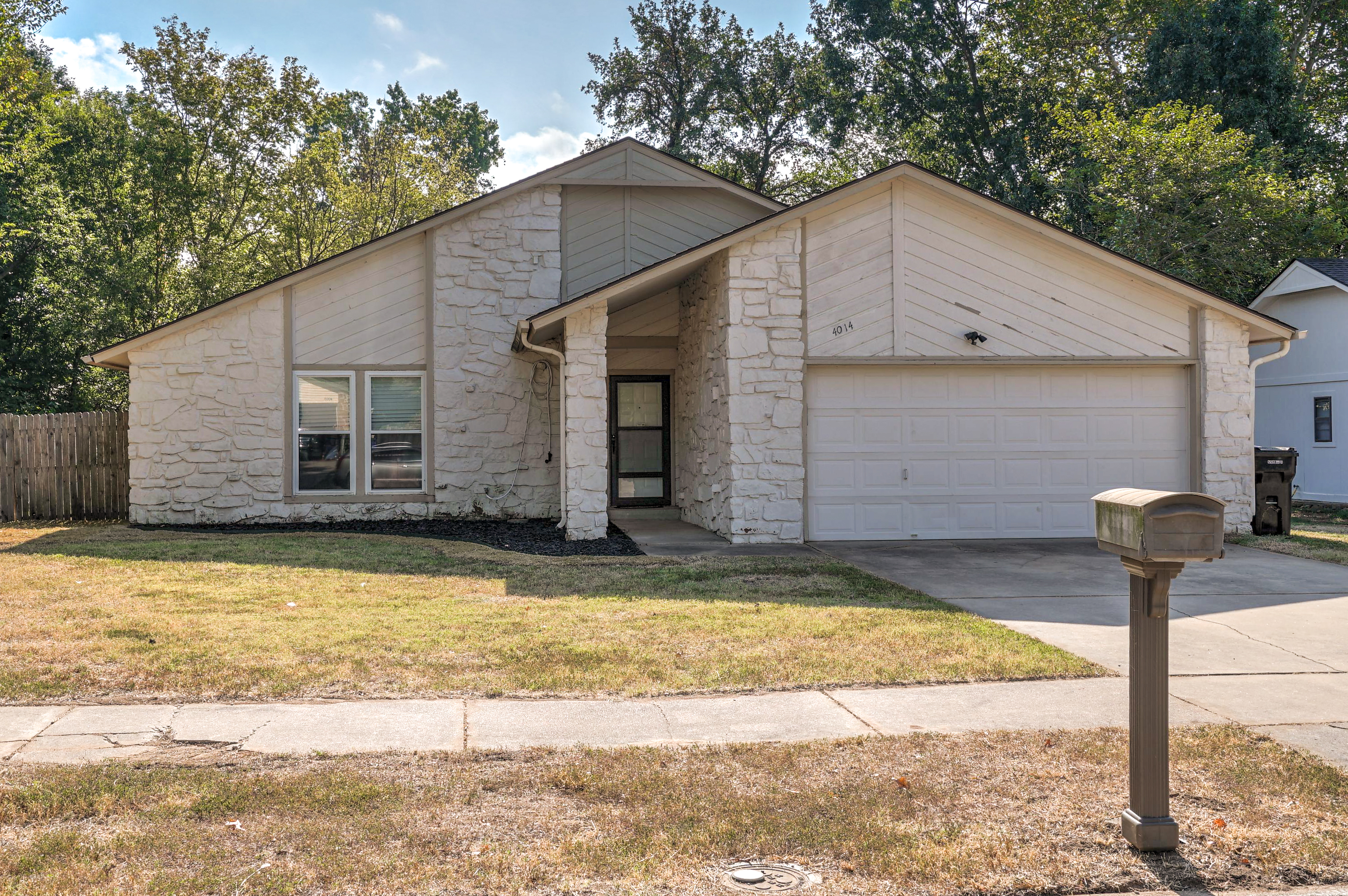 4014 W Pittsburg Court Property Photo 1