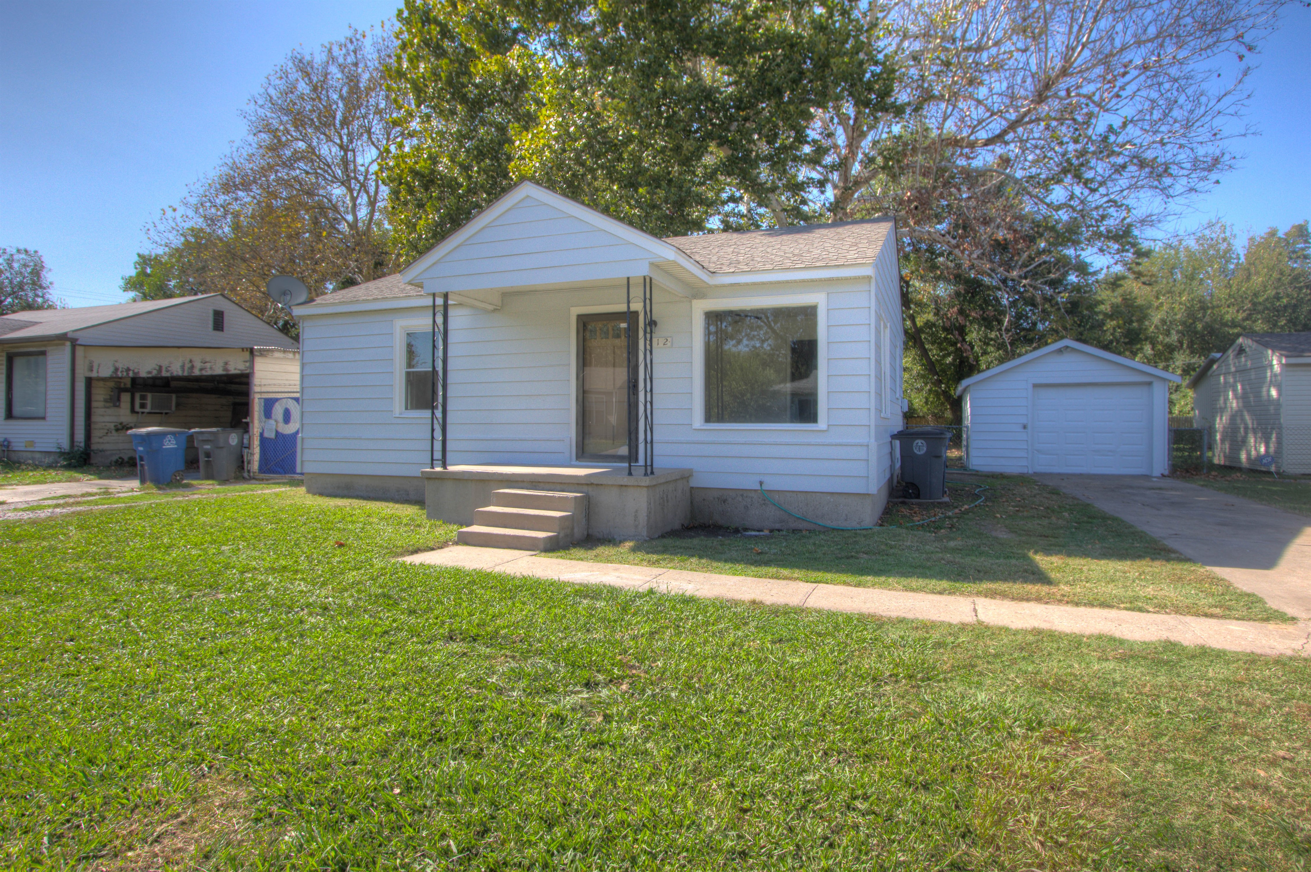 812 N Kingston Avenue Property Photo 1