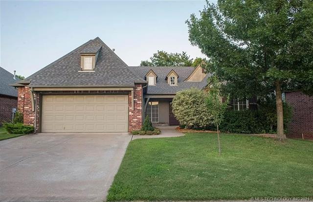 11711 S 96th Place Property Photo 1