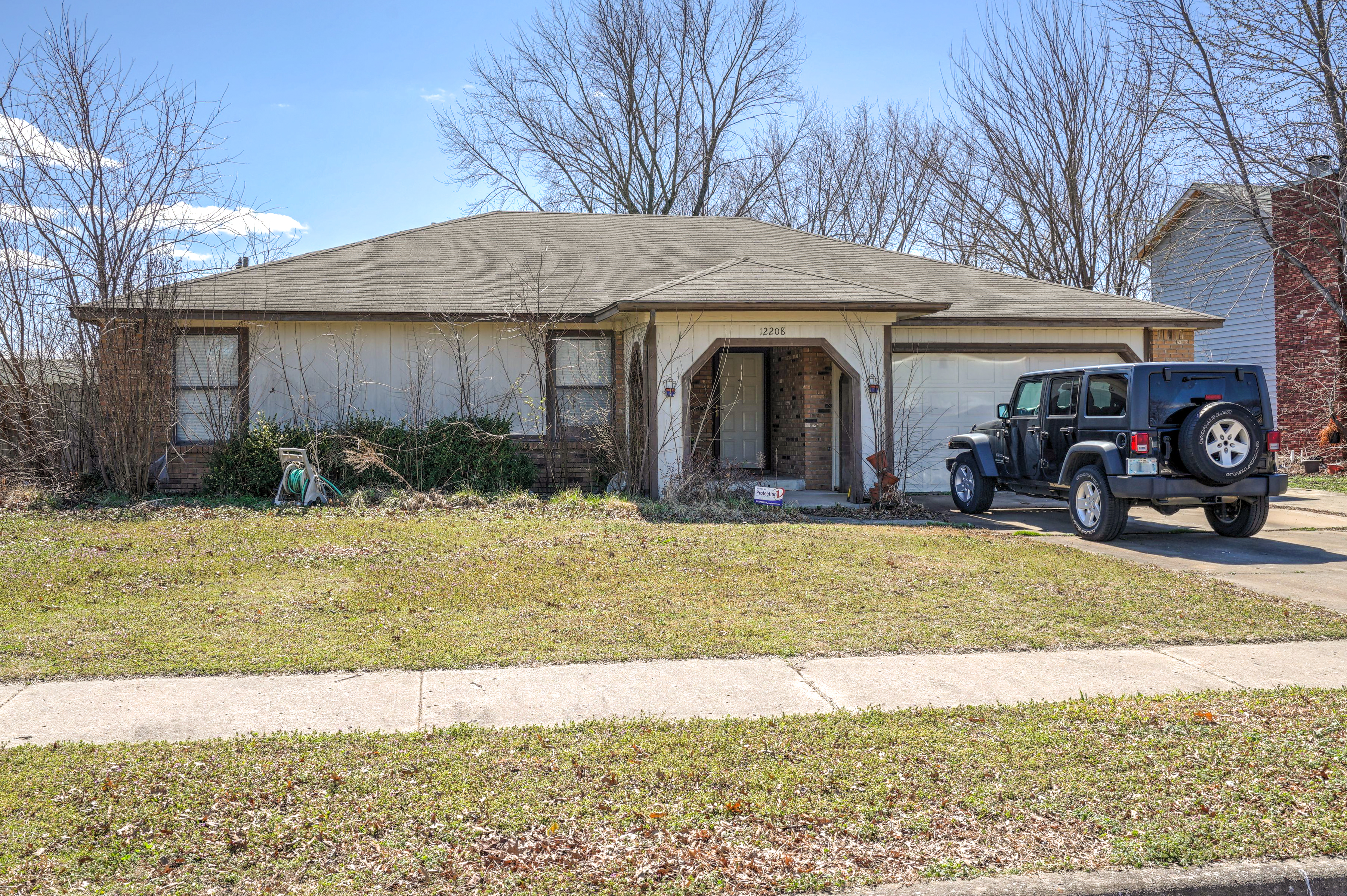 12208 E 51st Street Property Photo 1