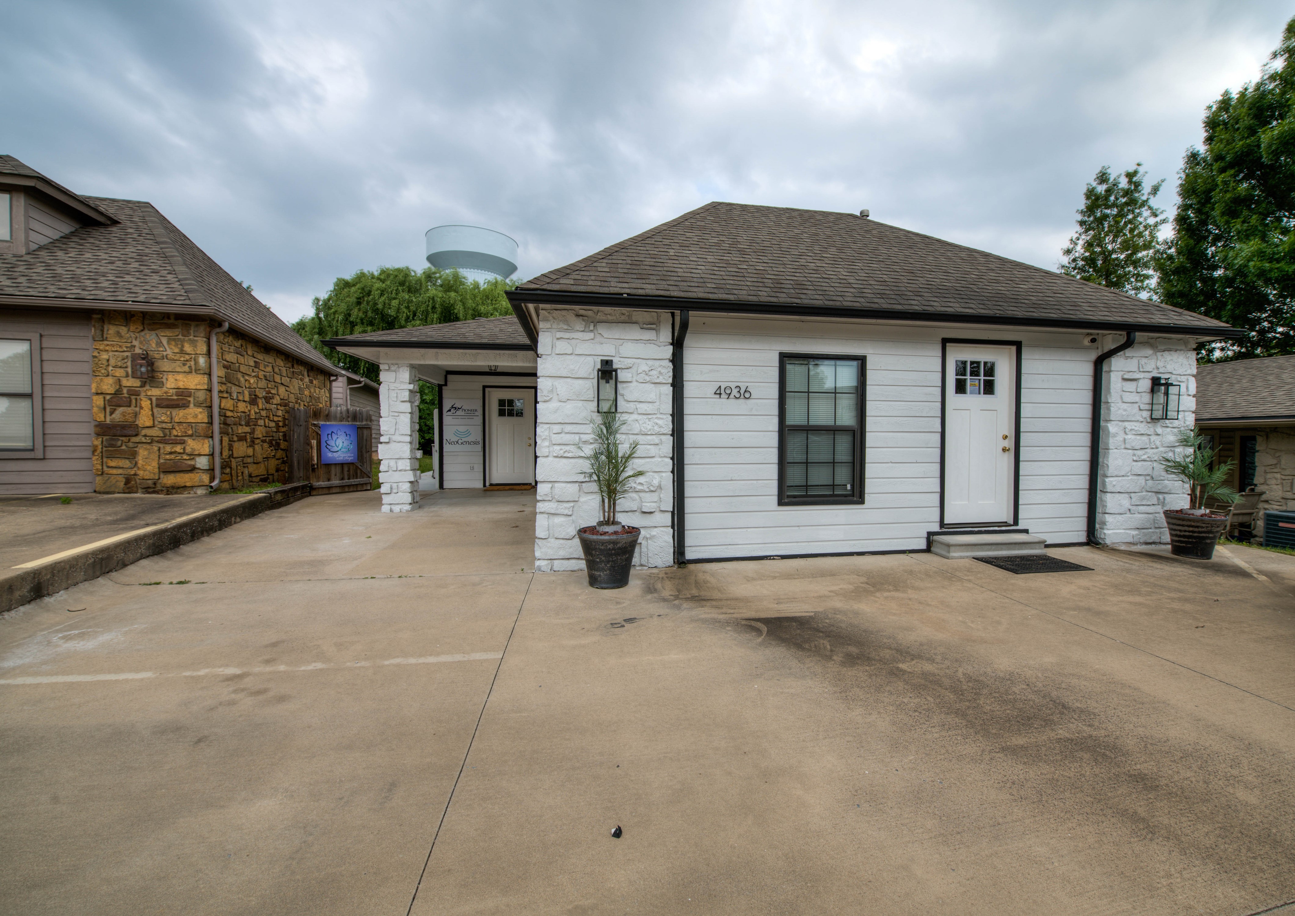 4936 E 73rd Street Property Photo 1